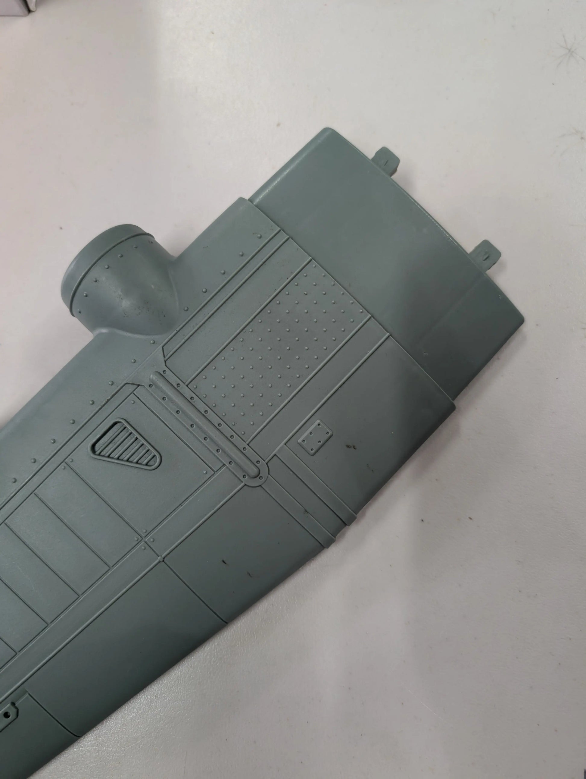 Wing from plane see pics FRENLY BRICKS - Open 7 Days