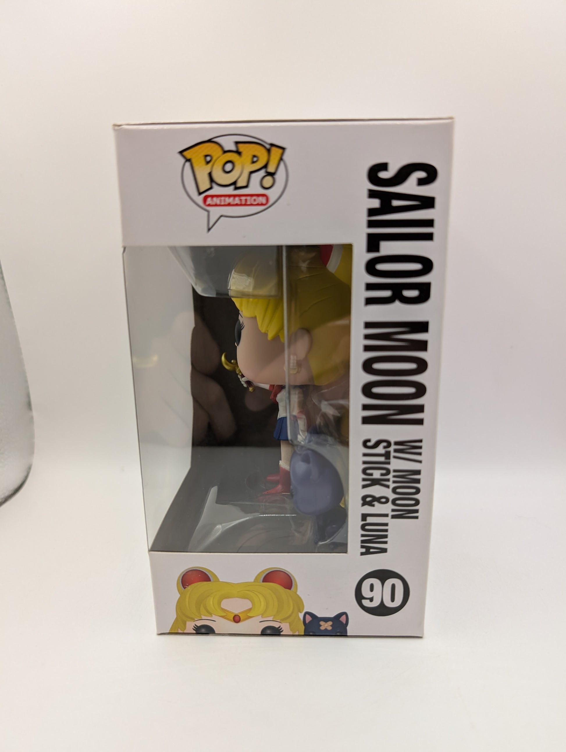 Funko Pop Sailor Moon w/ Moon Stick & Luna #90