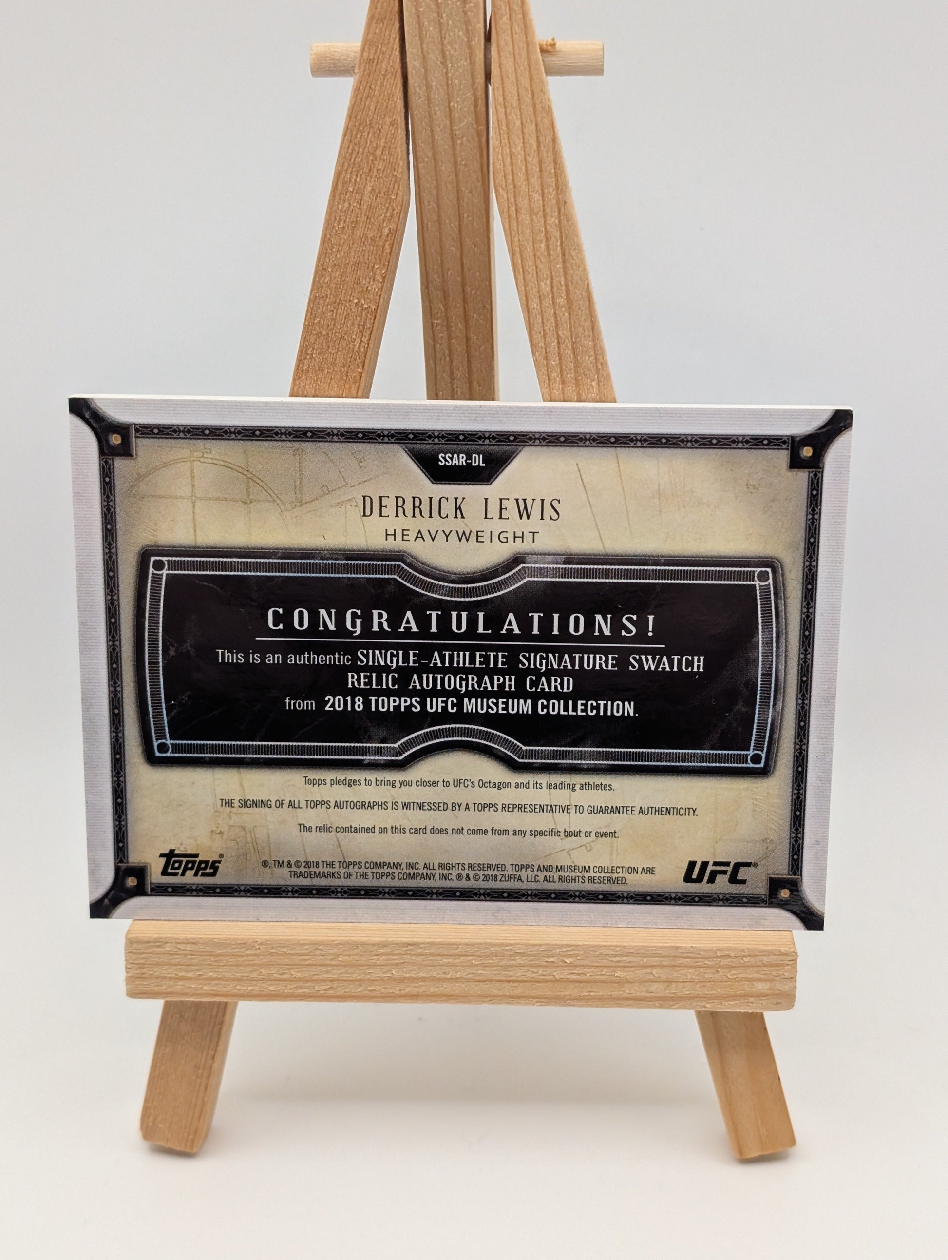 2018 Topps UFC Museum Collection Relic Autograph Card Derrick Lewis /220 FRENLY BRICKS - Open 7 Days