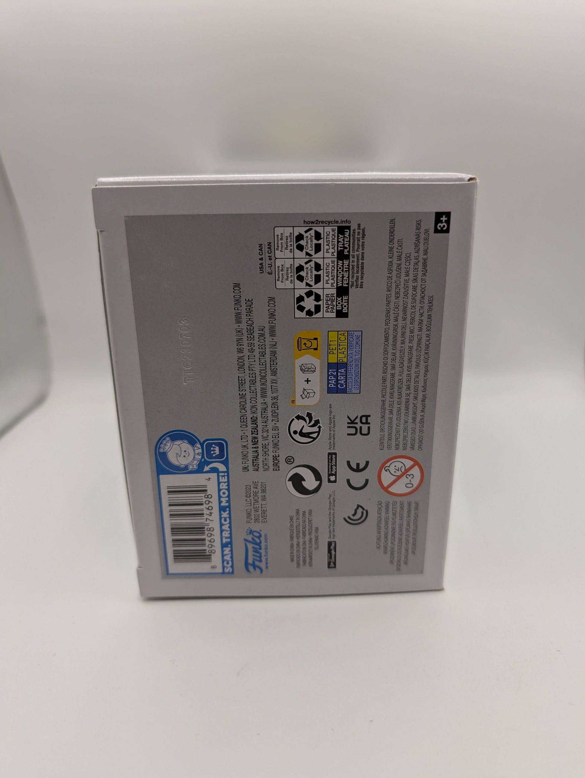 Pop Movies Exorcist Regan Puking 1462 Excl. Funko Pop Vinyl FRENLY BRICKS - Open 7 Days