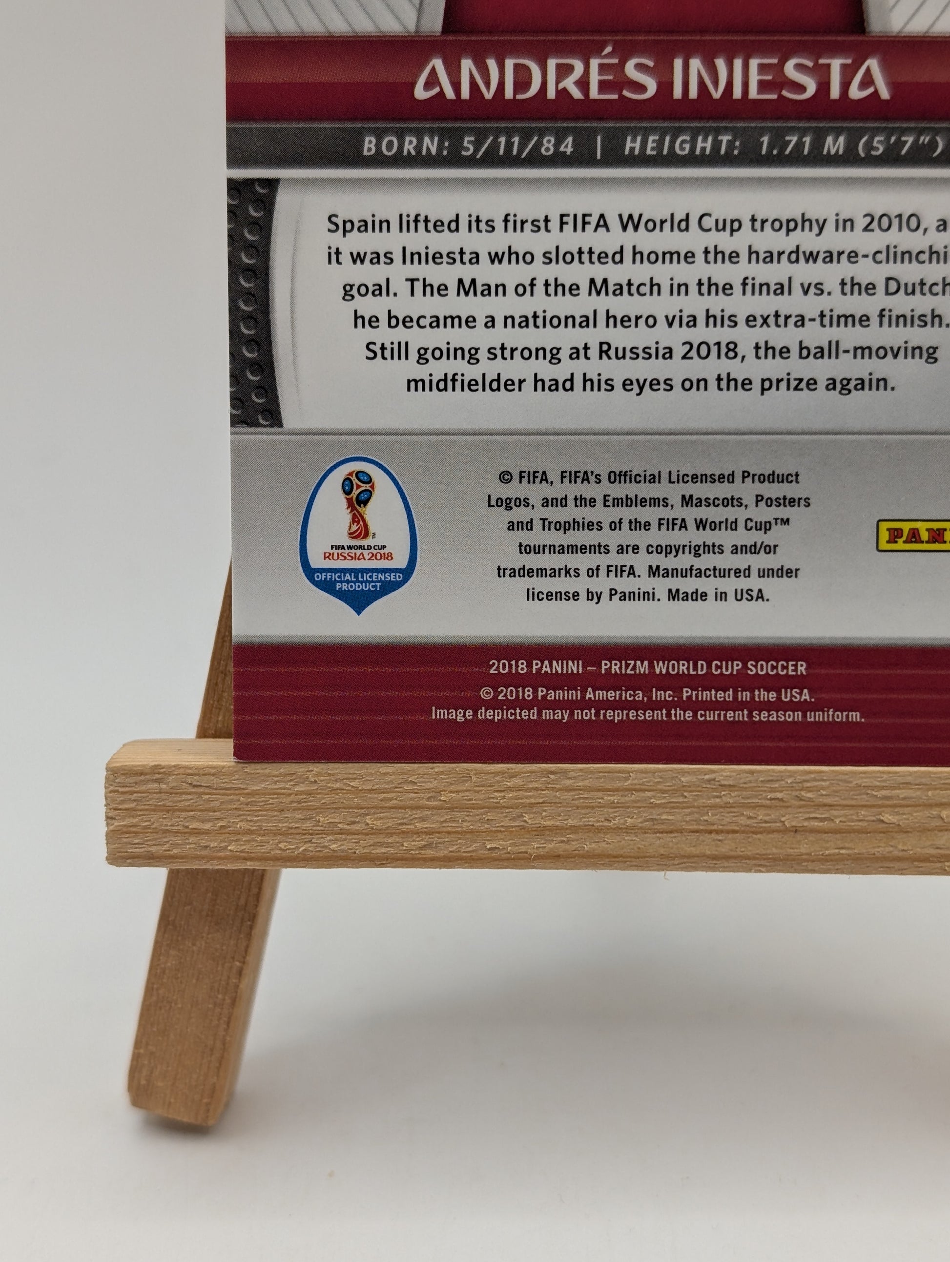 Prizm World Cup 2018 Andres Iniesta Spain Light Blue Lazer /125