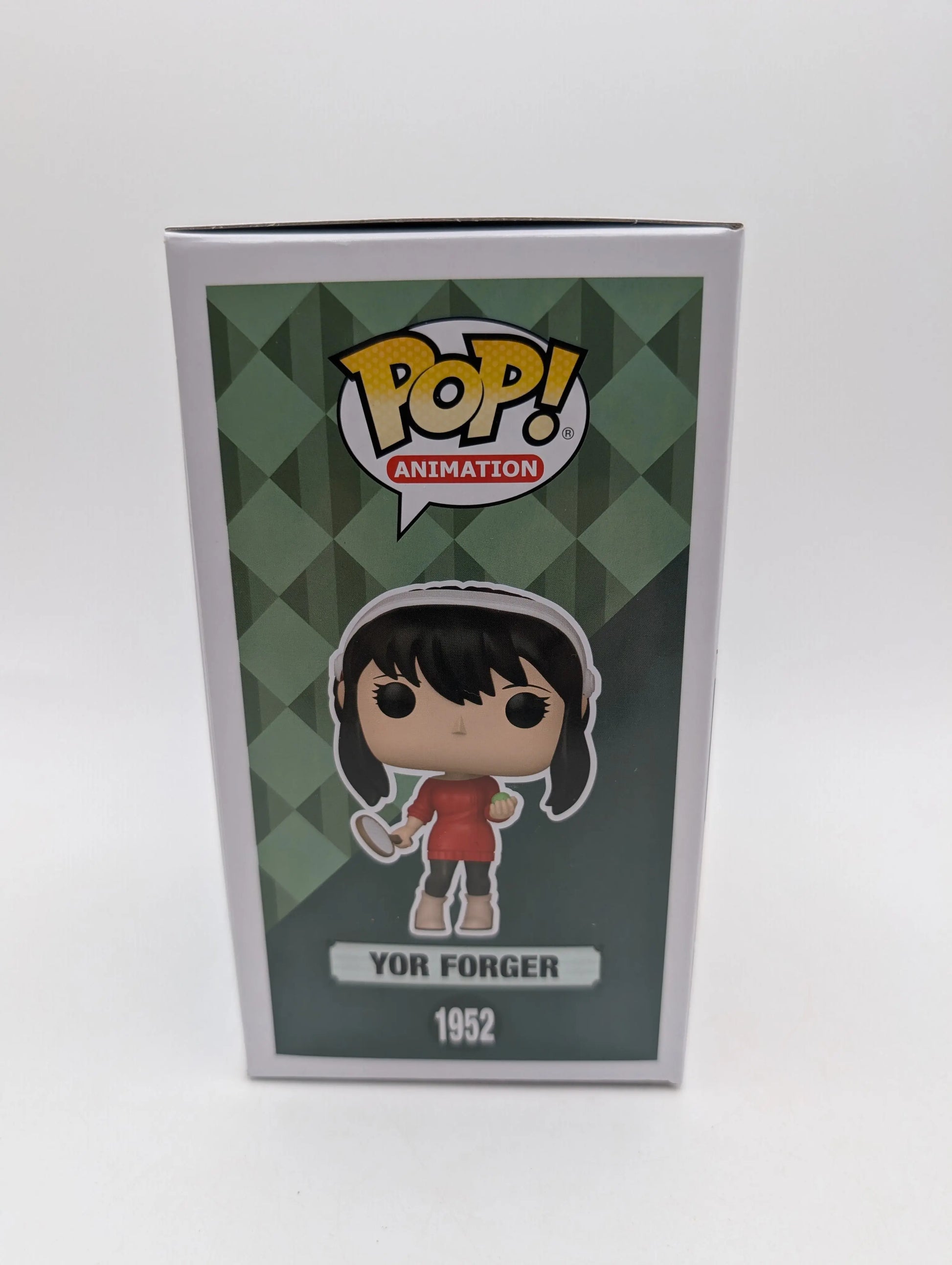 Spy x Family Yor Forger (Red Sweater) Chase Pop! Vinyl #1952 Figure FRENLY BRICKS - Open 7 Days
