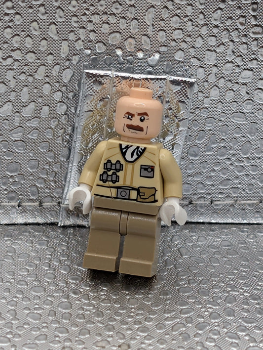 Lego Minifigure Figure Hoth Rebel Trooper sw0425 Tan Uniform Star Wars FRENLY BRICKS - Open 7 Days