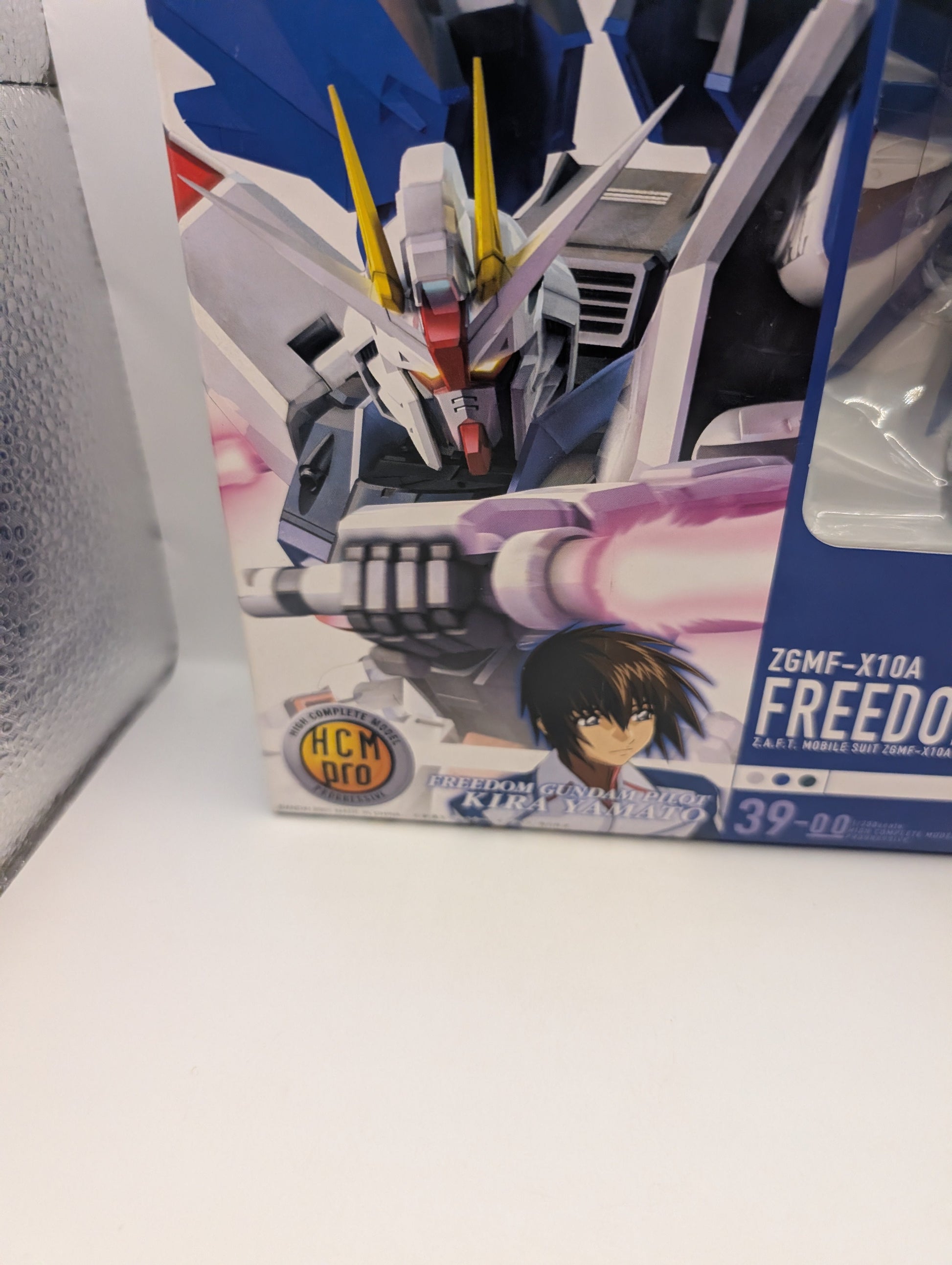 HCM Pro 39-00 ZGMF-X10A FREEDOM Gundam 1/200 Action Figure Gundam SEED NEW Japan FRENLY BRICKS - Open 7 Days