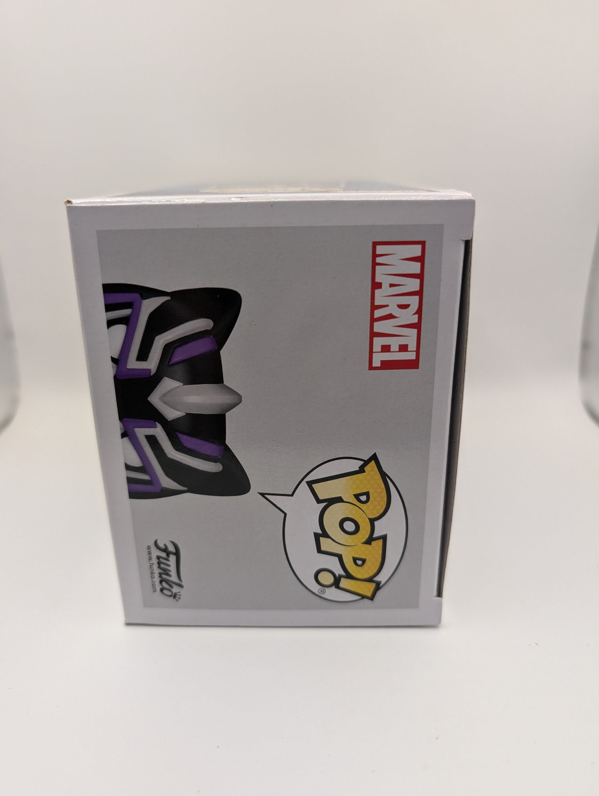 MARVEL Black Panther Funko POP! Vinyl #830 NEW Avengers Glow In The Dark Edition FRENLY BRICKS - Open 7 Days
