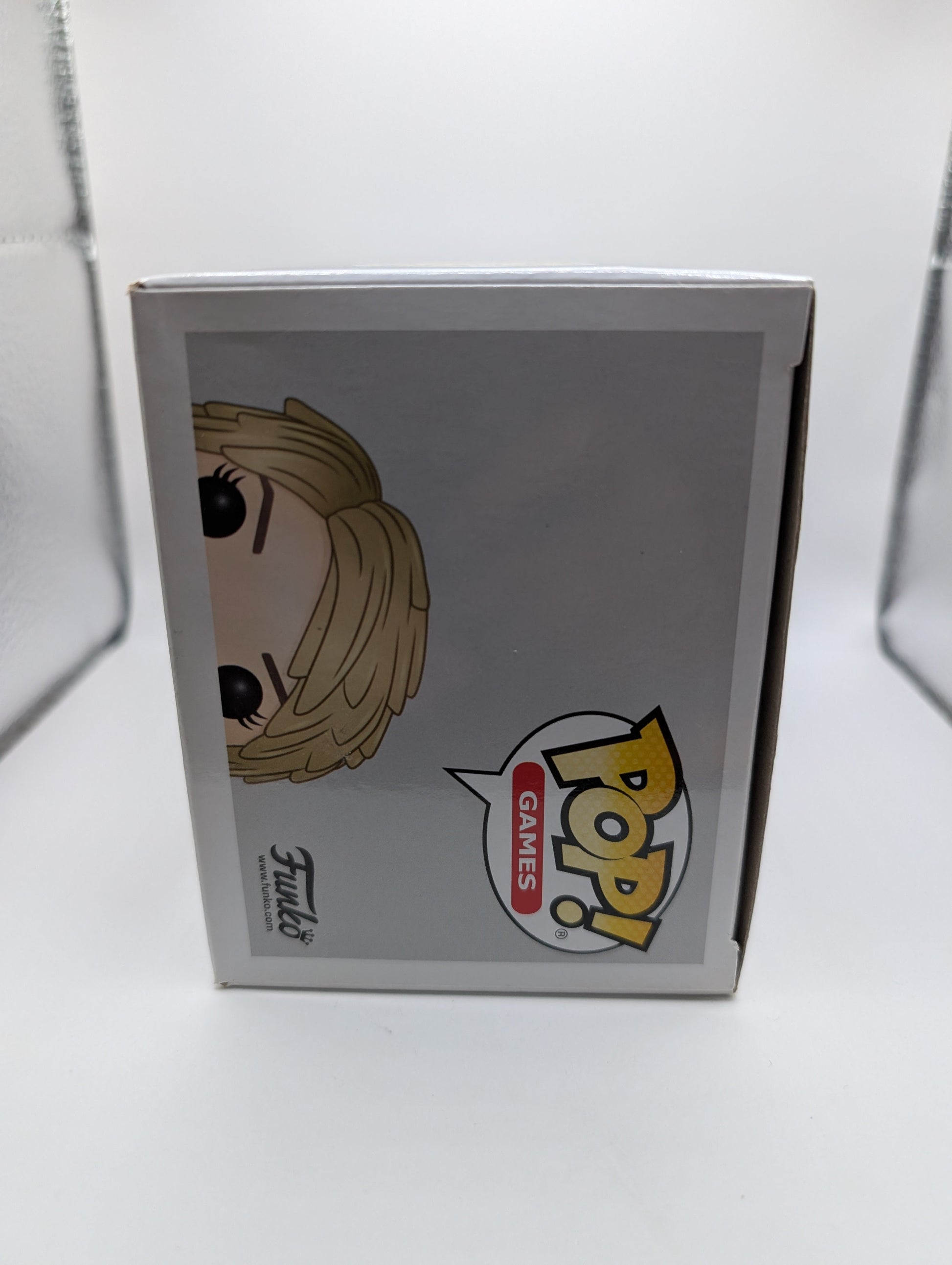 Funko Pop! Games: Destiny - Amanda Holiday Vinyl Figure #338 FRENLY BRICKS - Open 7 Days