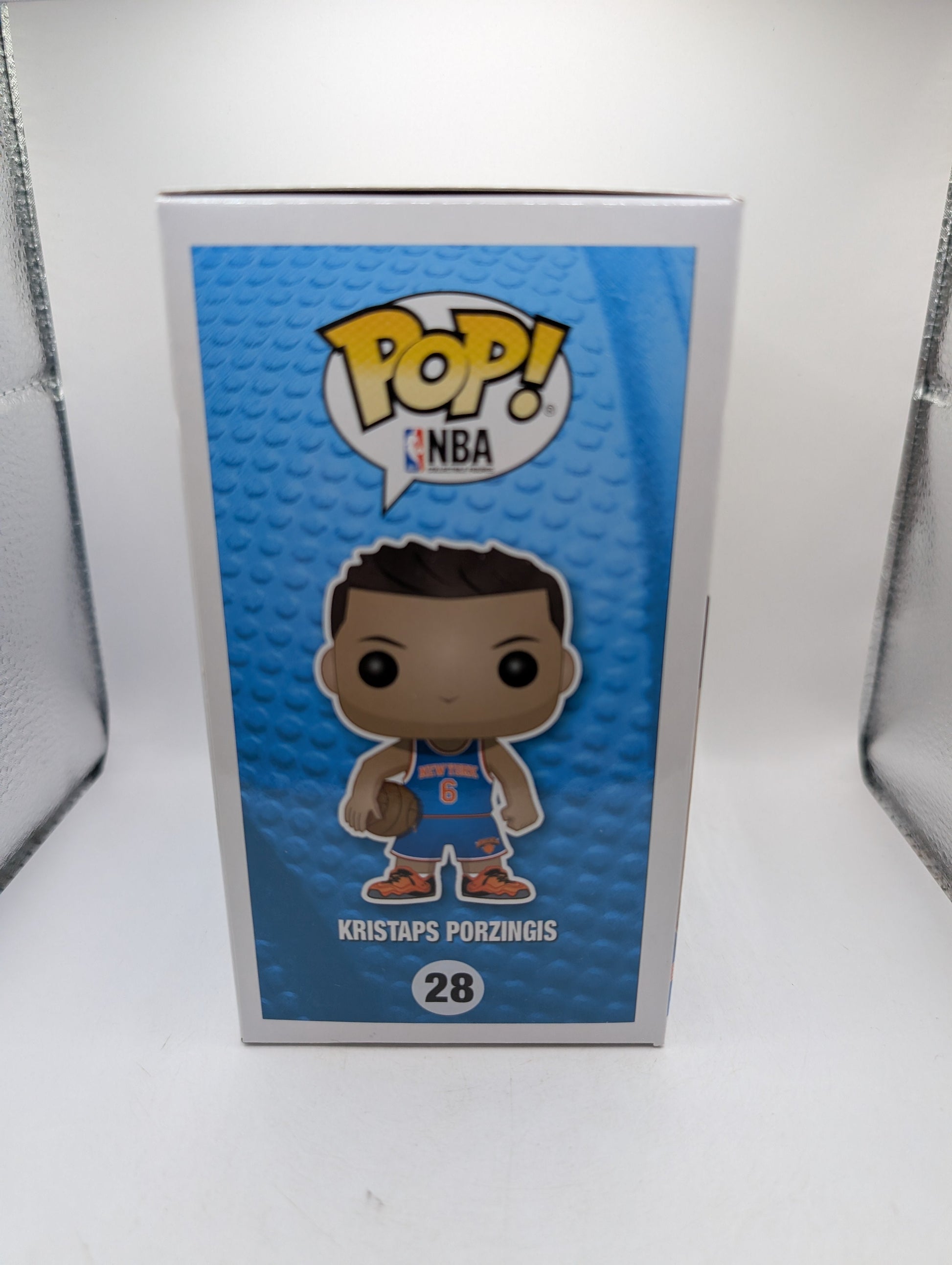 KRISTAPS PORZINGIS Pop Vinyl 28 FUNKO NBA NEW YORK KNICKS FRENLY BRICKS - Open 7 Days