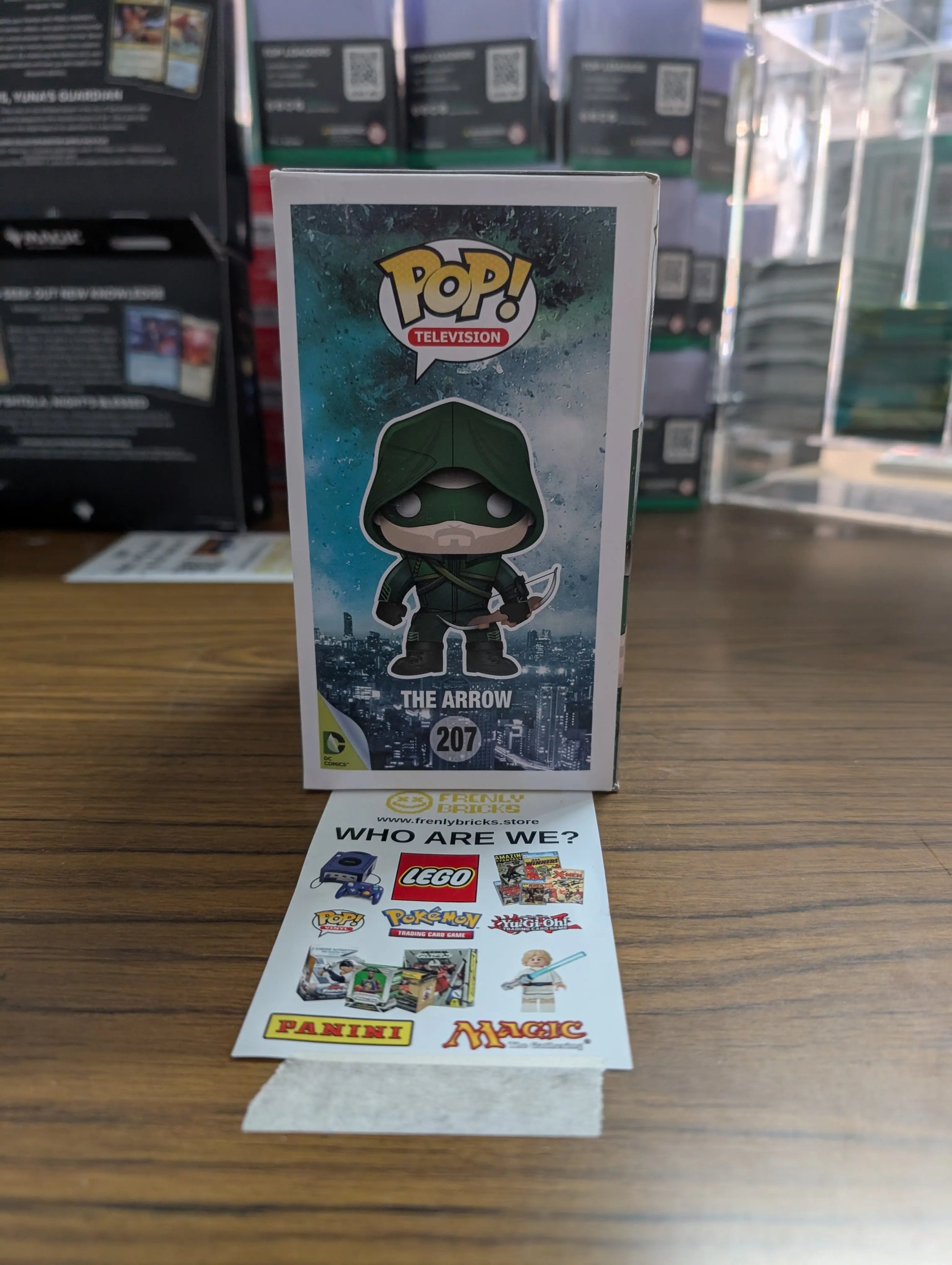 FUNKO Pop Vinyl The Arrow #207 FRENLY BRICKS - Open 7 Days