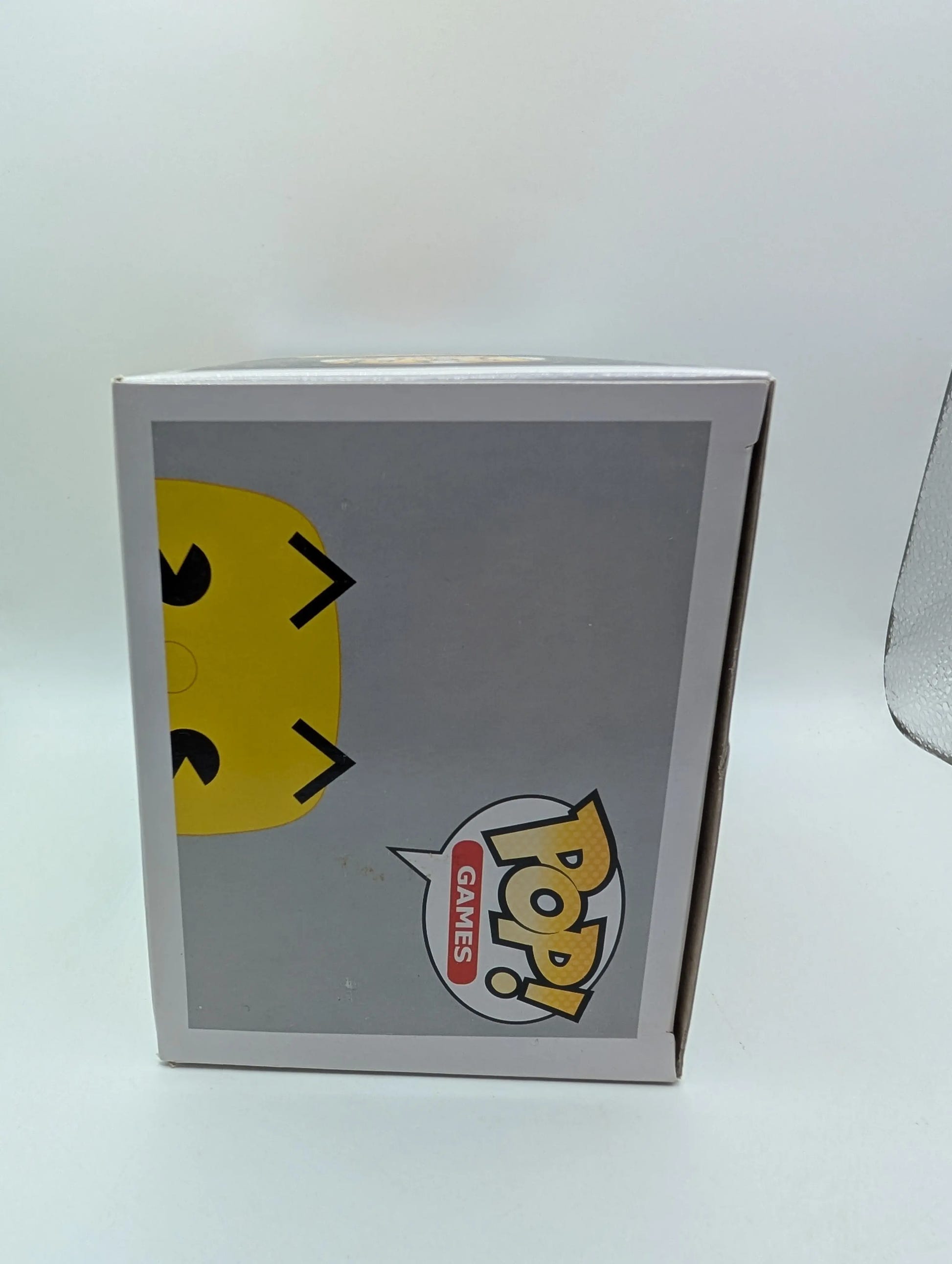 Pac Man Pop 81 - Pac-Man Funko Pop! 2016 - Vaulted FRENLY BRICKS - Open 7 Days image 5