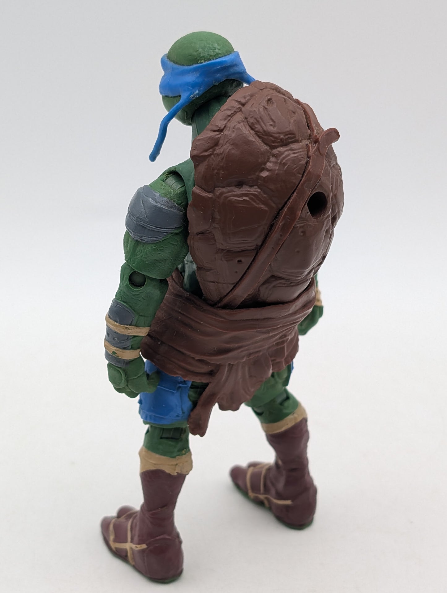 TMNT Out of the Shadows Leonardo Figure 2014 Playmates Toys Ninja Turtles