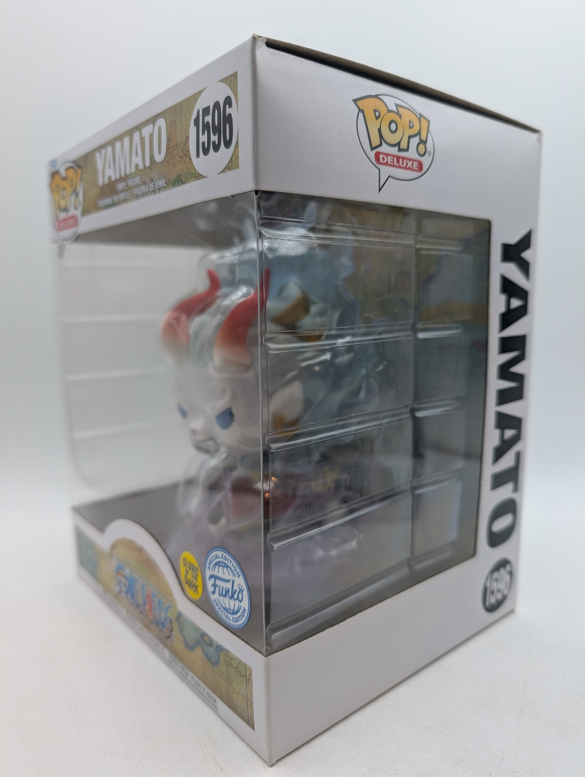 Funko POP! Deluxe One Piece Yamato #1596 Glow in the Dark image 2
