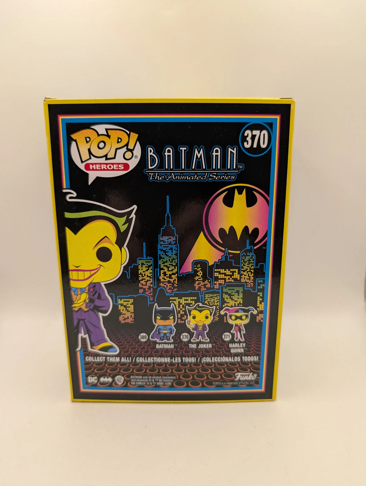 Funko Pop! Heroes - The Joker - Vinyl Figure #370 Black Light Glow FRENLY BRICKS - Open 7 Days image 3