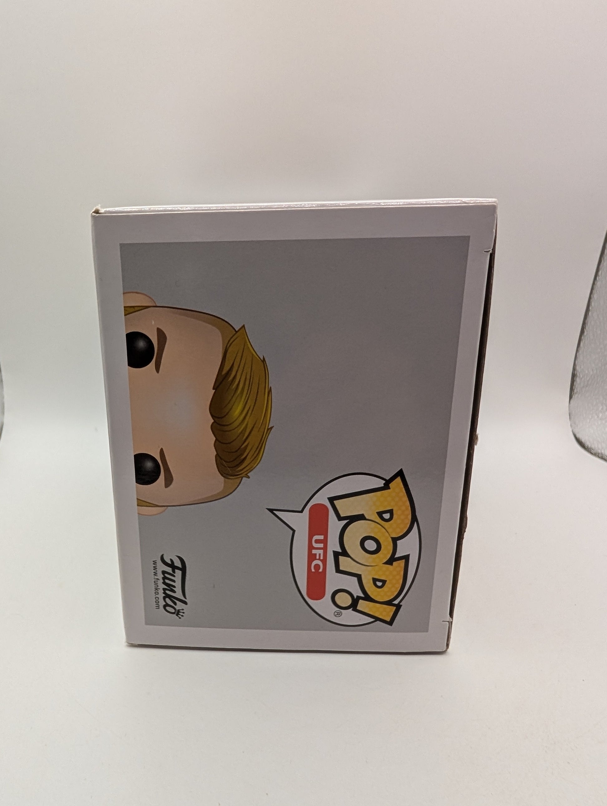 Funko Pop! Conor McGregor #07 UFC RARE Green shorts Series 2 FRENLY BRICKS - Open 7 Days