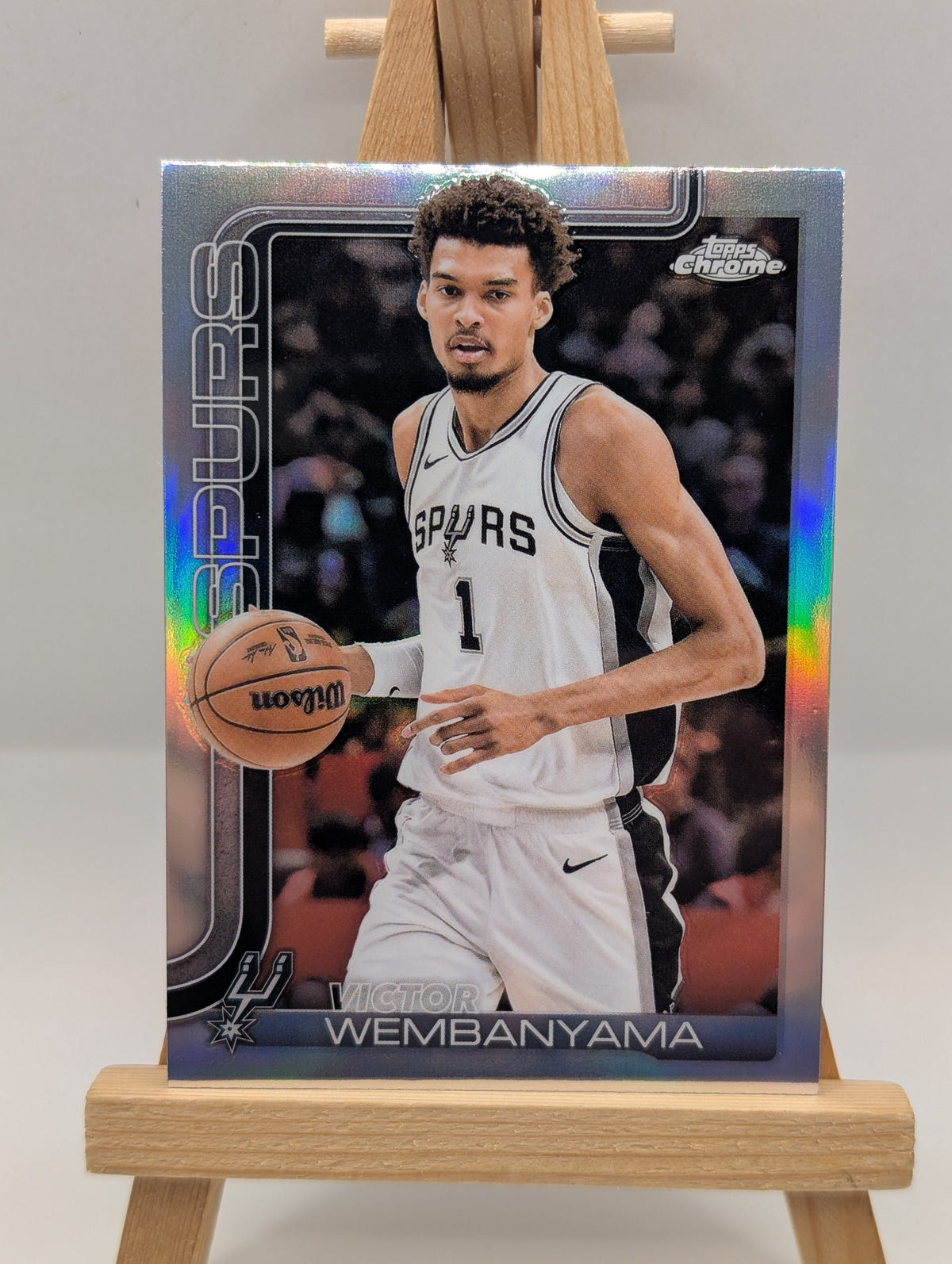 2025-26 Topps Chrome Victor Wembanyama #221 Silver Refractor Spurs FRENLY BRICKS - Open 7 Days image 2
