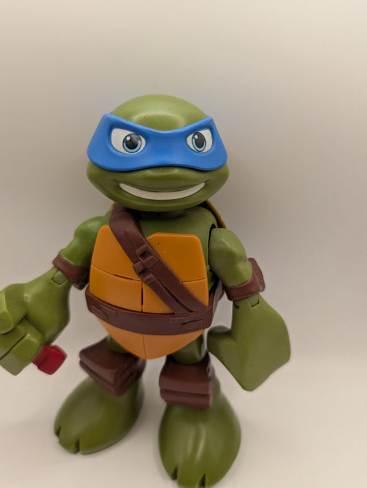 Teenage Mutant Ninja Turtle. 16cm, Arms Up And Down Motion. Missing 1 sword FRENLY BRICKS - Open 7 Days