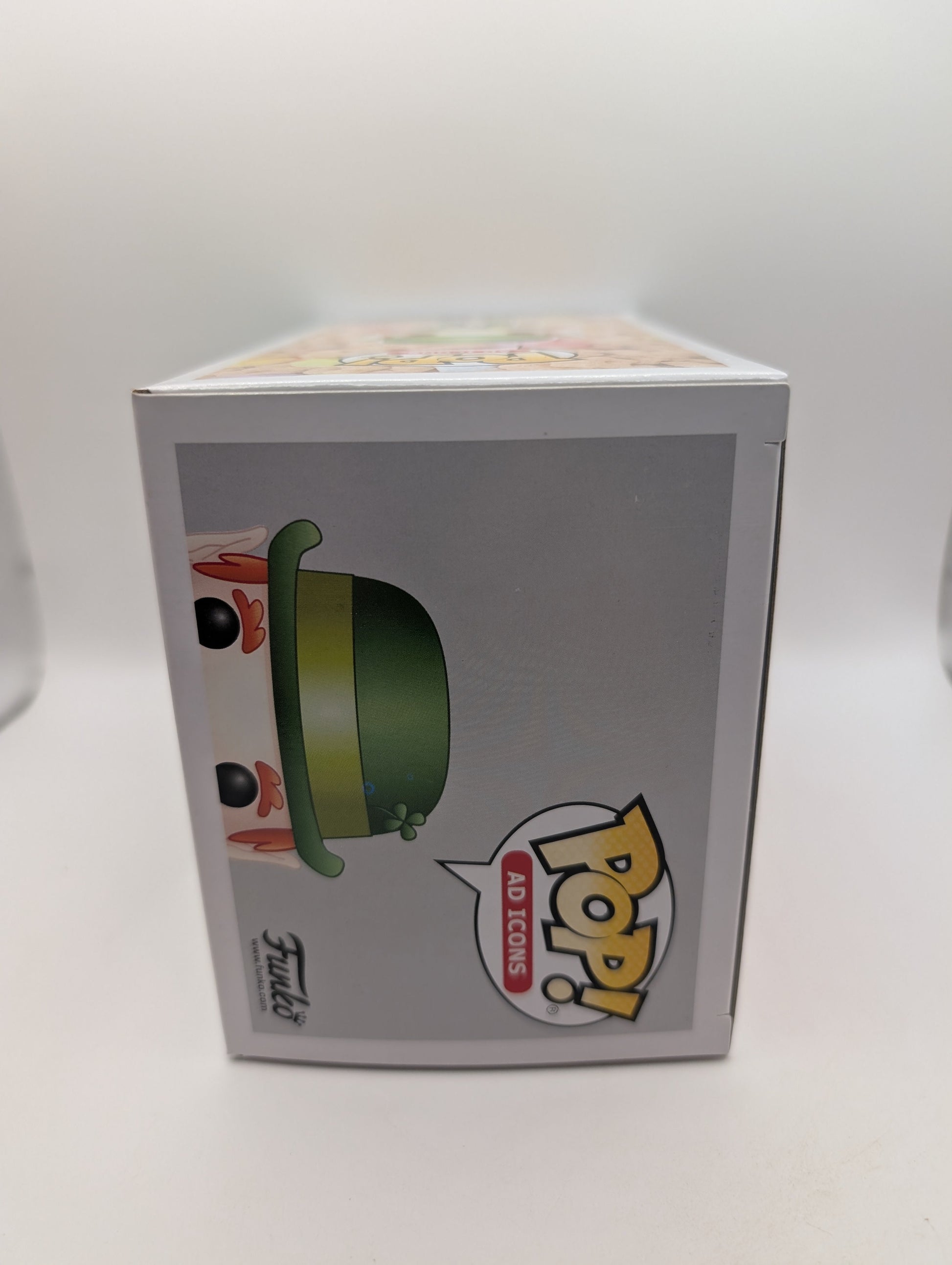 Lucky the Leprechaun Glow in Dark Funko Pop Lucky Charms Funko Shop Exclusive 11 FRENLY BRICKS - Open 7 Days