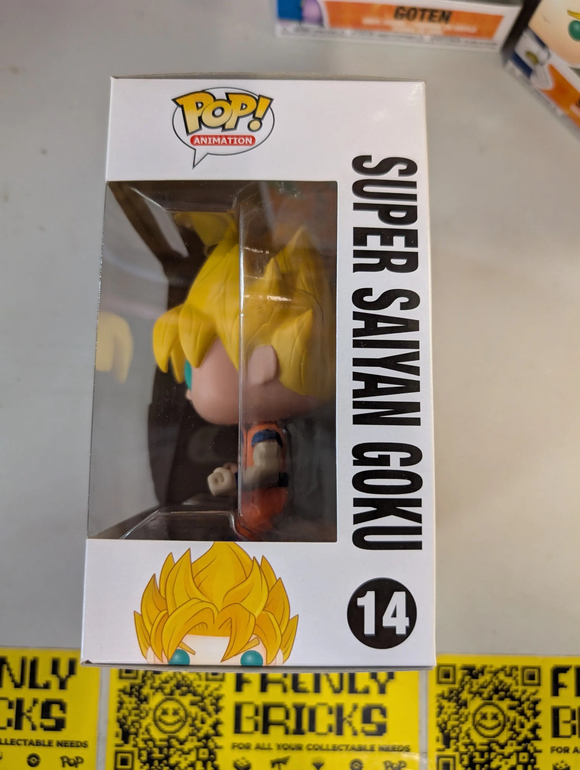 Goku Super Saiyan Dragon Ball Z Anime Funko Pop #14 Vaulted FRENLY BRICKS - Open 7 Days