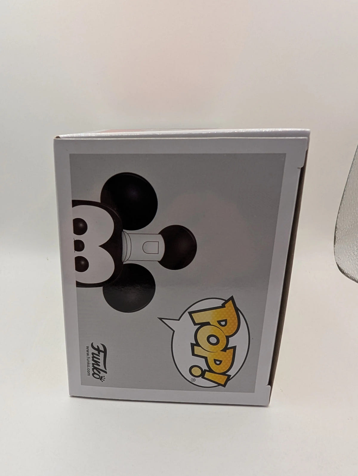 Funko Pop! Vinyl: Disney - Mickey Mouse (Steamboat Willie) #425 FRENLY BRICKS - Open 7 Days image 5
