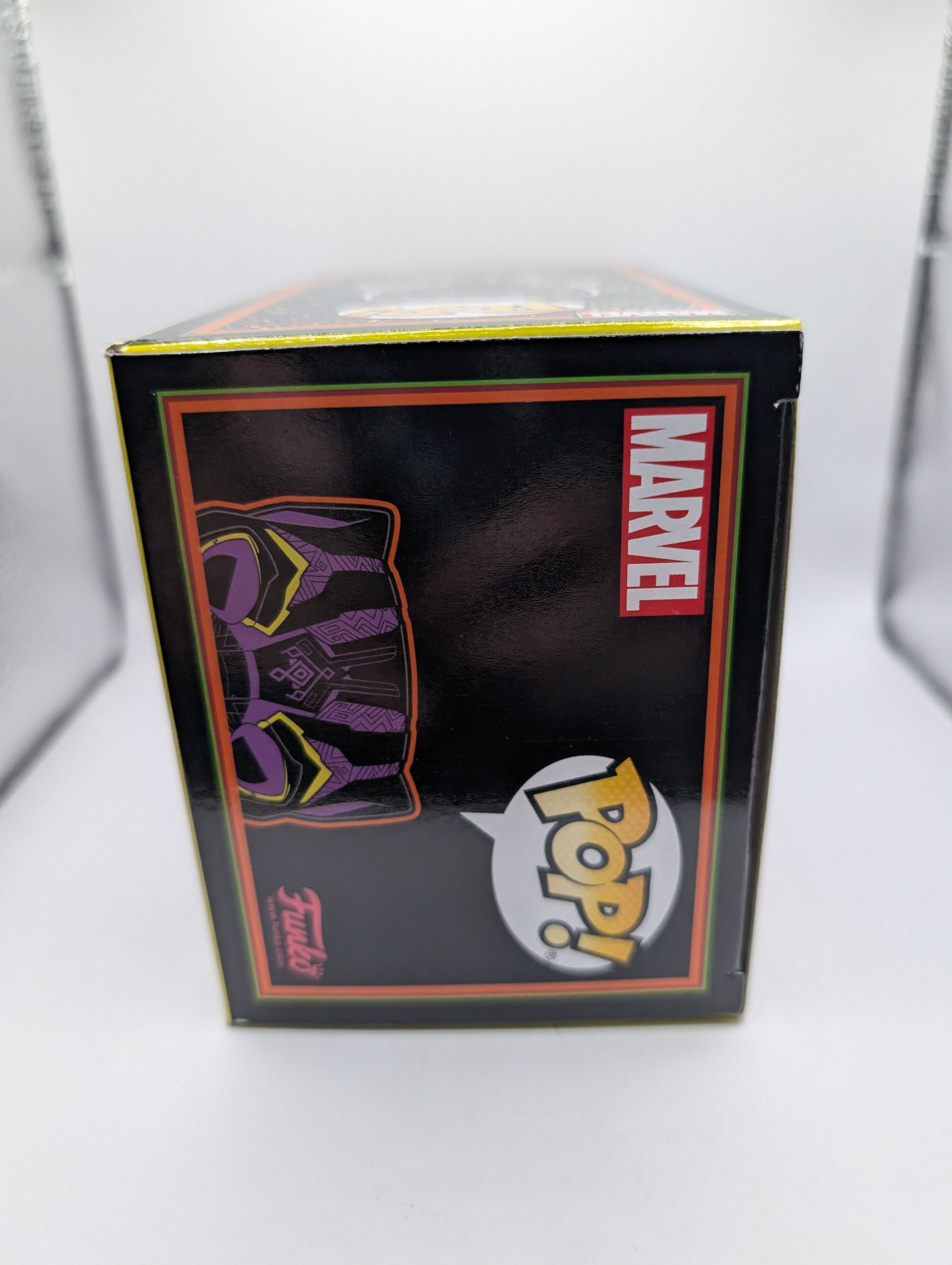 Funko Pop - Marvel Black Panther Black Light #891 Exclusive BlackLight FRENLY BRICKS - Open 7 Days