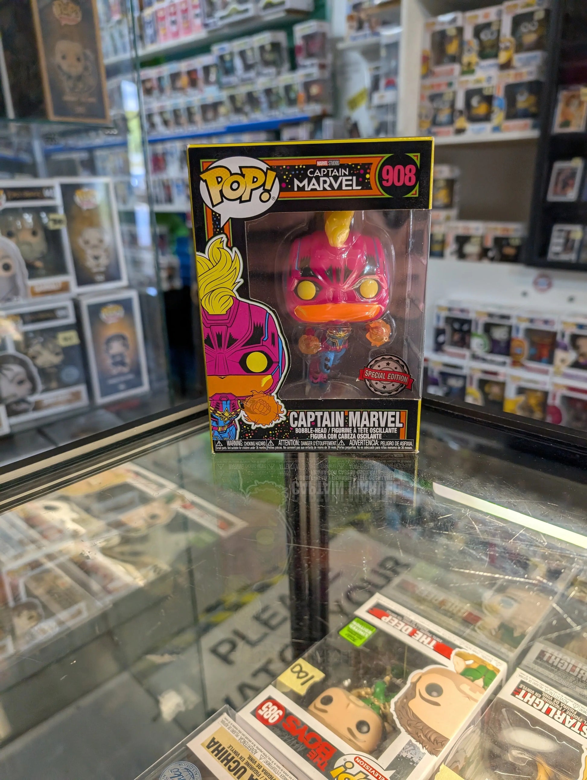 FUNKO Pop Vinyl Captain Marvel #908 FRENLY BRICKS - Open 7 Days