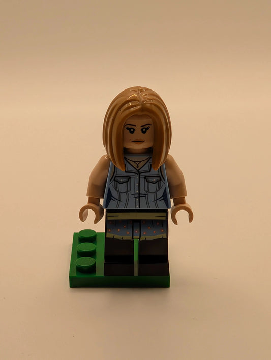Ideas LEGO Rachel Green F·R·I·E·N·D·S (Friends) TV Show Minifigure 21319 idea05 FRENLY BRICKS - Open 7 Days