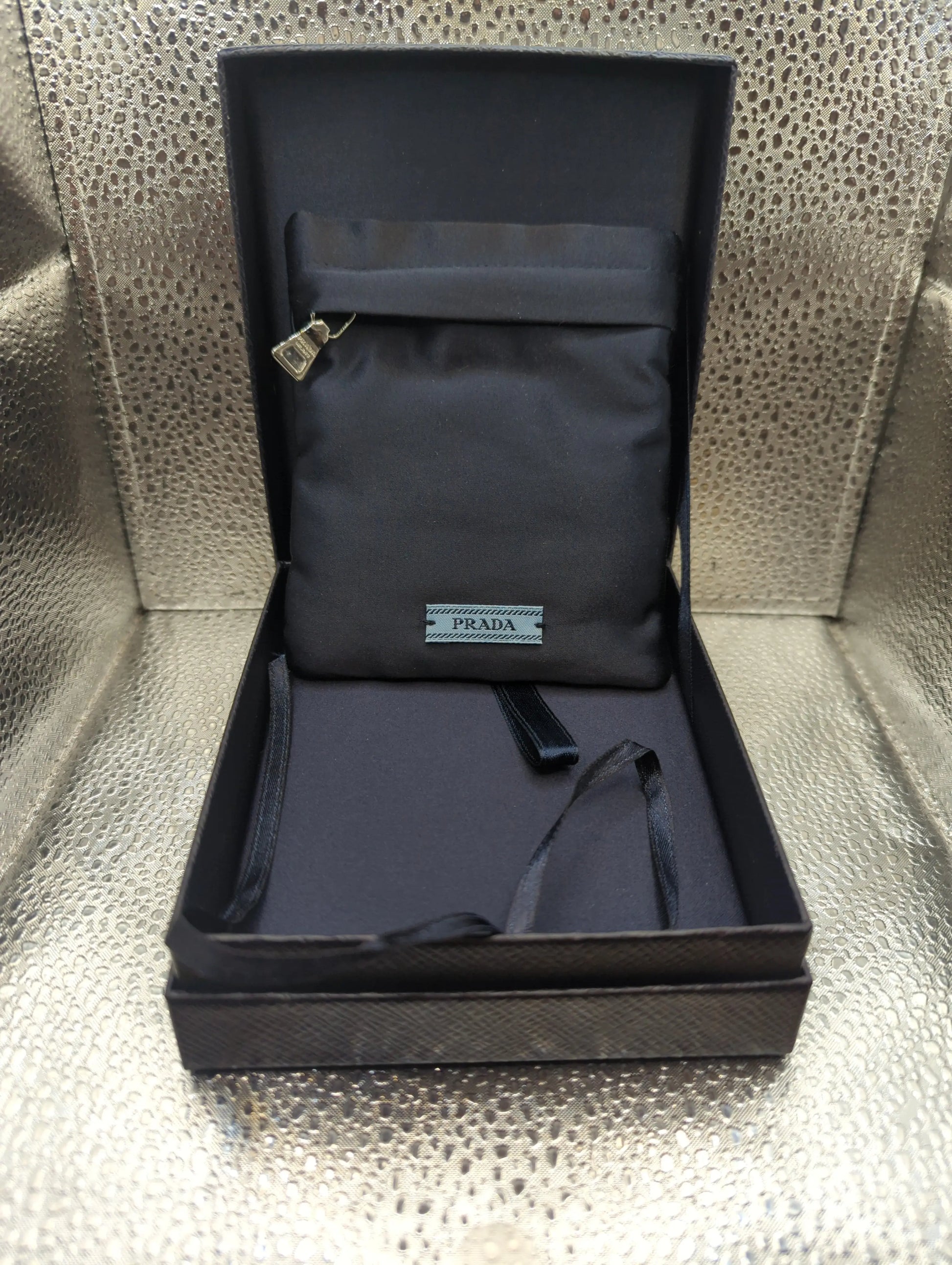 PRADA necklace box & bag ONLY (no necklace) FRENLY BRICKS - Open 7 Days