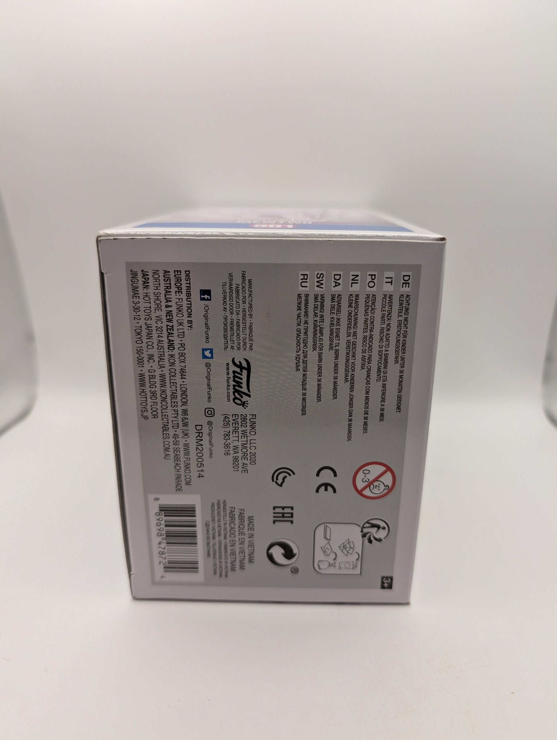 Funko Pop! Pokèmon #581 MEWTWO (Flocked) 2020 Summer Convention VAULTED FRENLY BRICKS - Open 7 Days