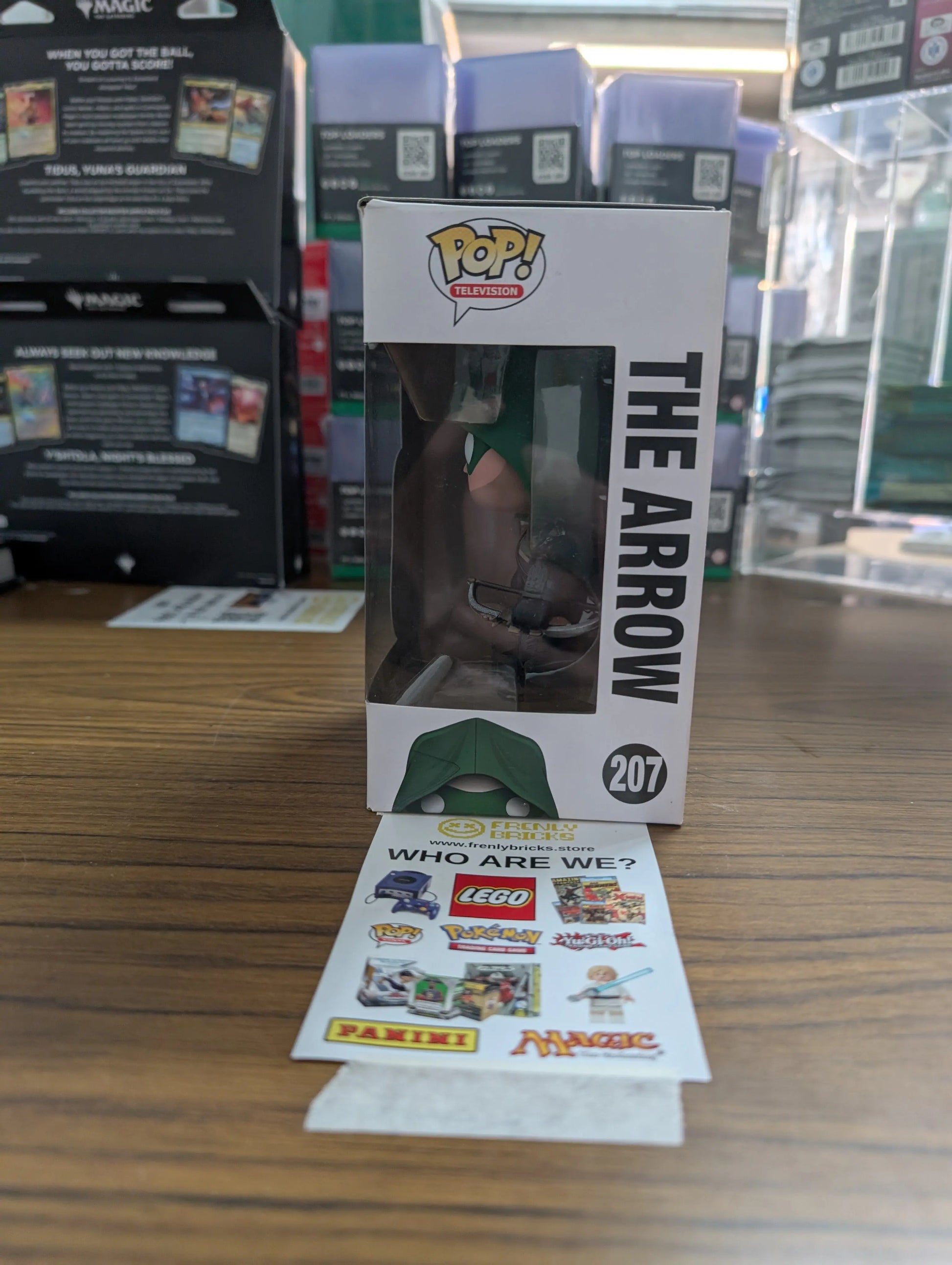 FUNKO Pop Vinyl The Arrow #207 FRENLY BRICKS - Open 7 Days