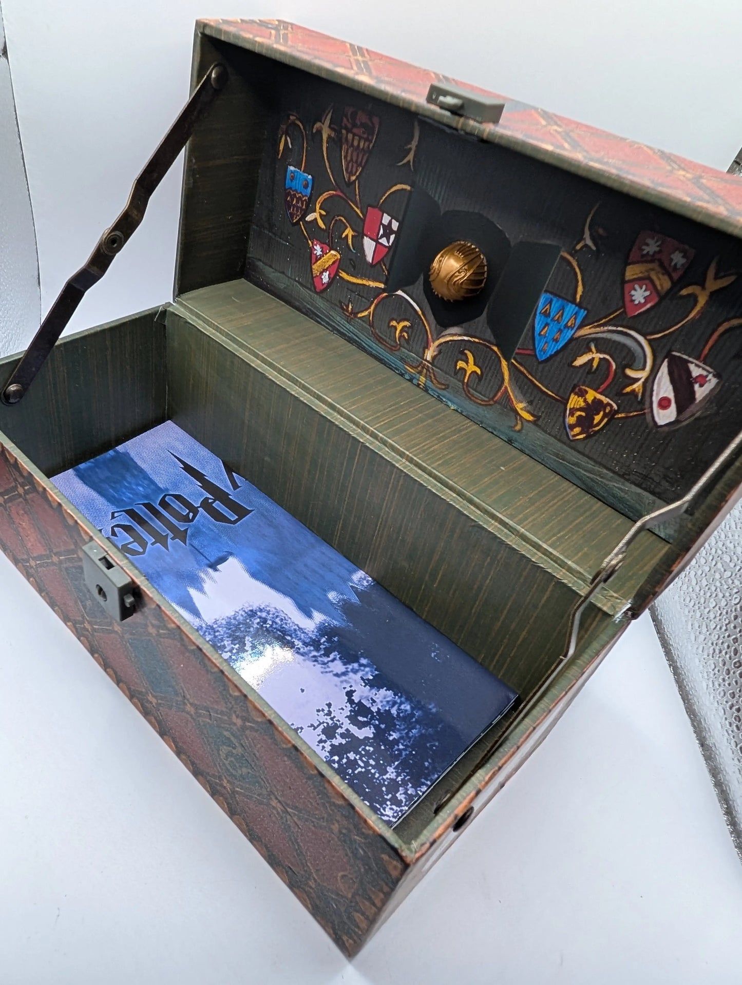 Harry Potter Collectible Quidditch Set Complete With Poster & Keys FRENLY BRICKS - Open 7 Days