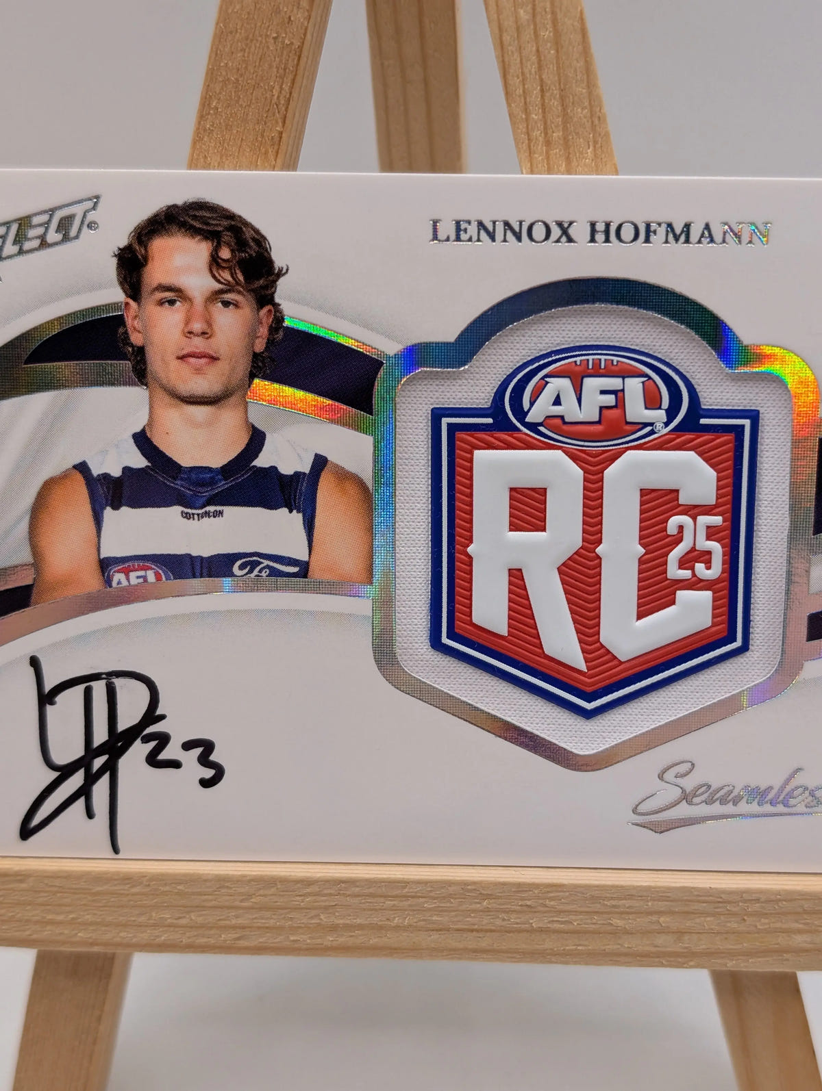 Lennox Hofmann Rookie Badge Signature Seamless Select /70 AFL 2025 Geelong FRENLY BRICKS - Open 7 Days image 5