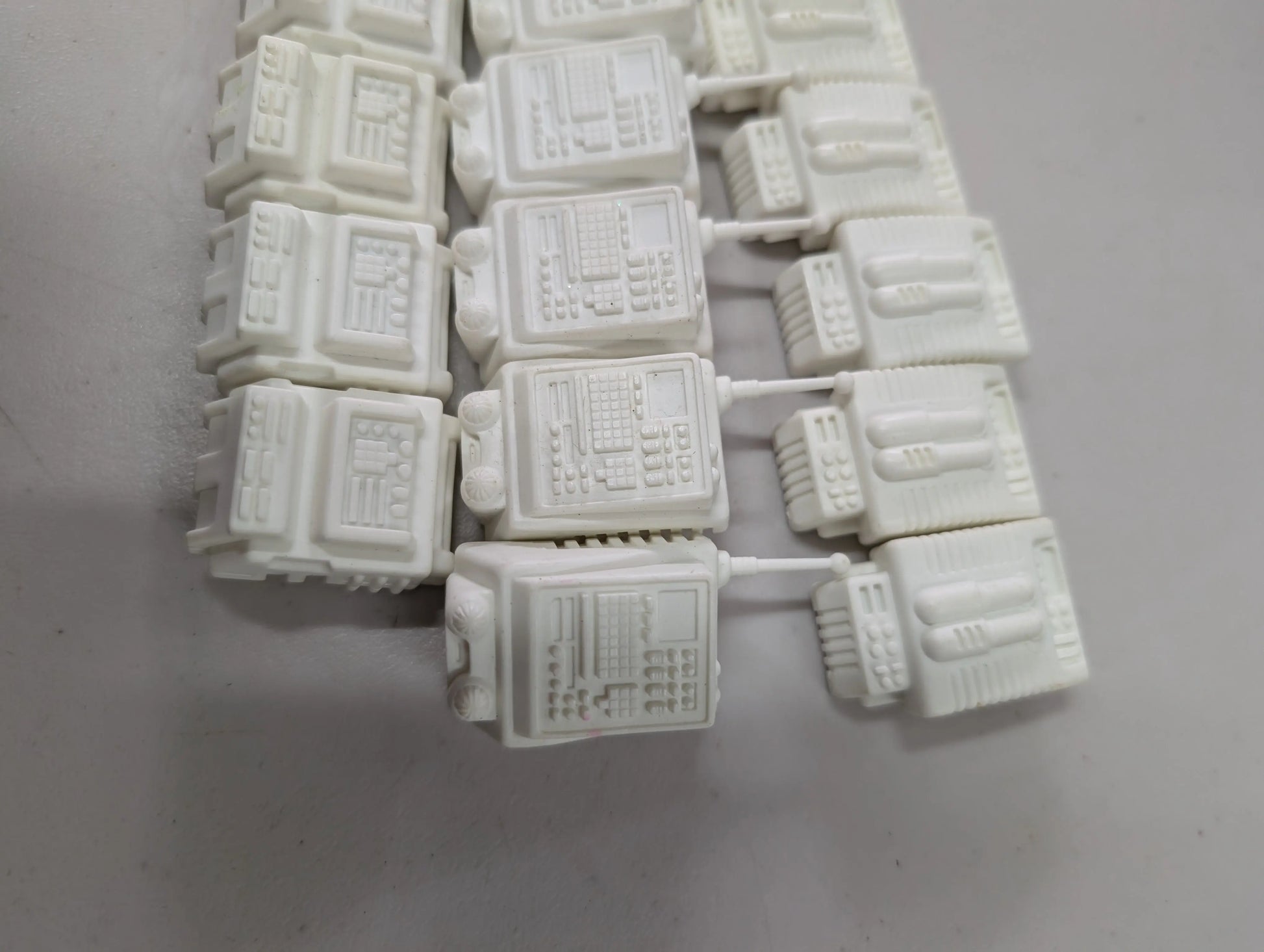 GI Joe 90-94 Accessories Lot of White Action Figure Backpacks FRENLY BRICKS - Open 7 Days