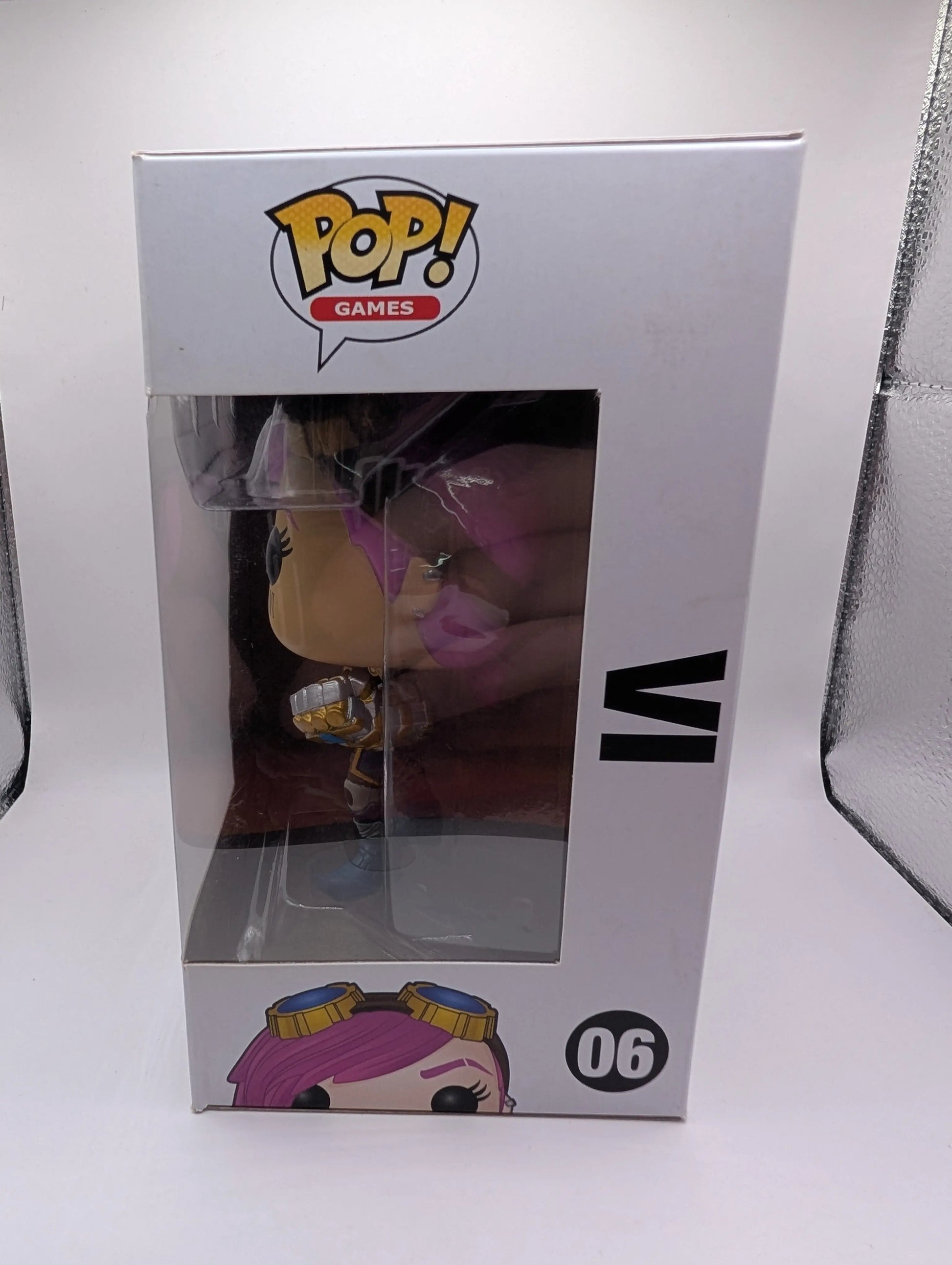 League of Legends #06 Vi Funko Pop! VAULTED Rare FRENLY BRICKS - Open 7 Days