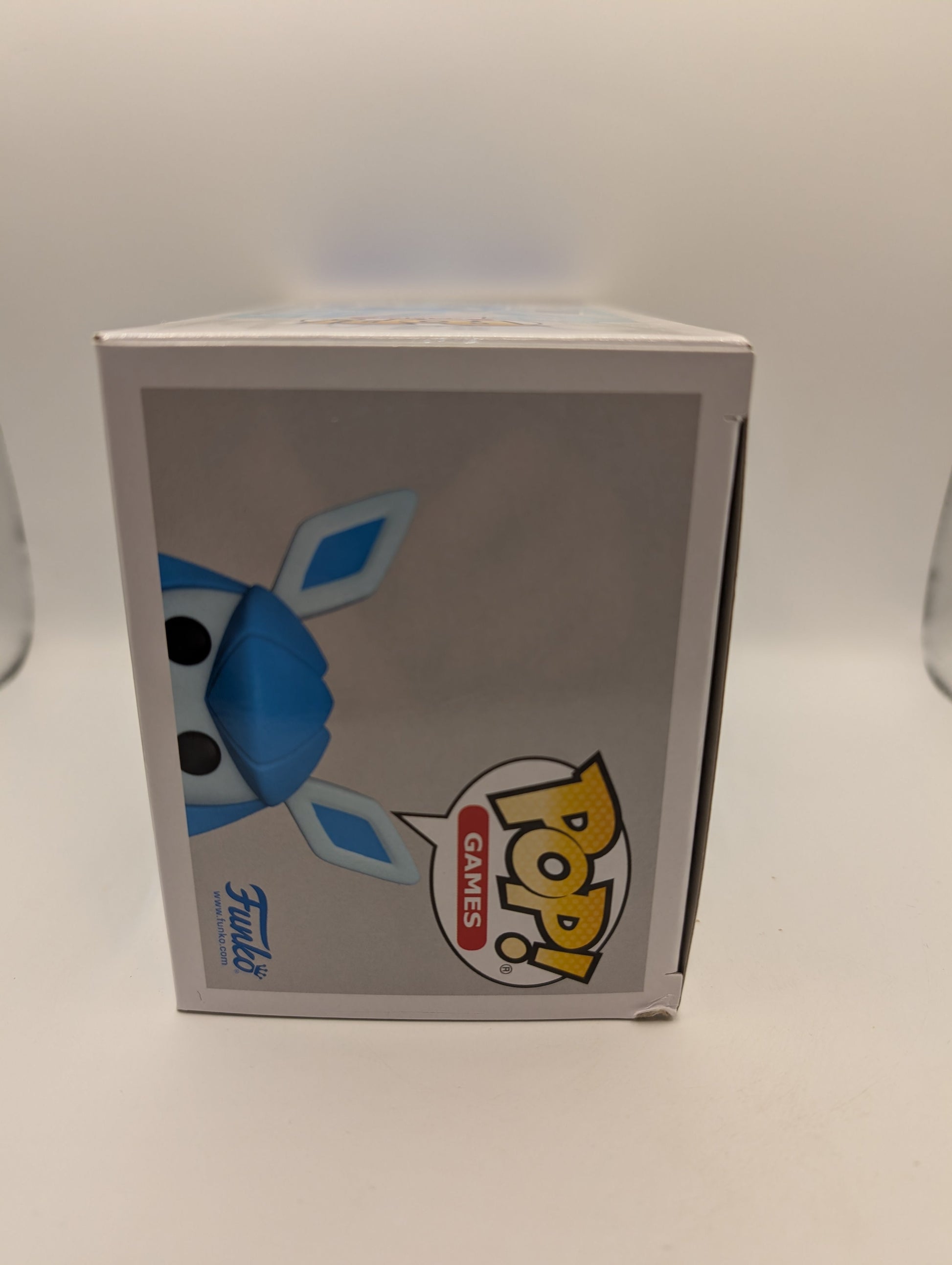Pokemon Glaceon (#921) Flocked POP FRENLY BRICKS - Open 7 Days