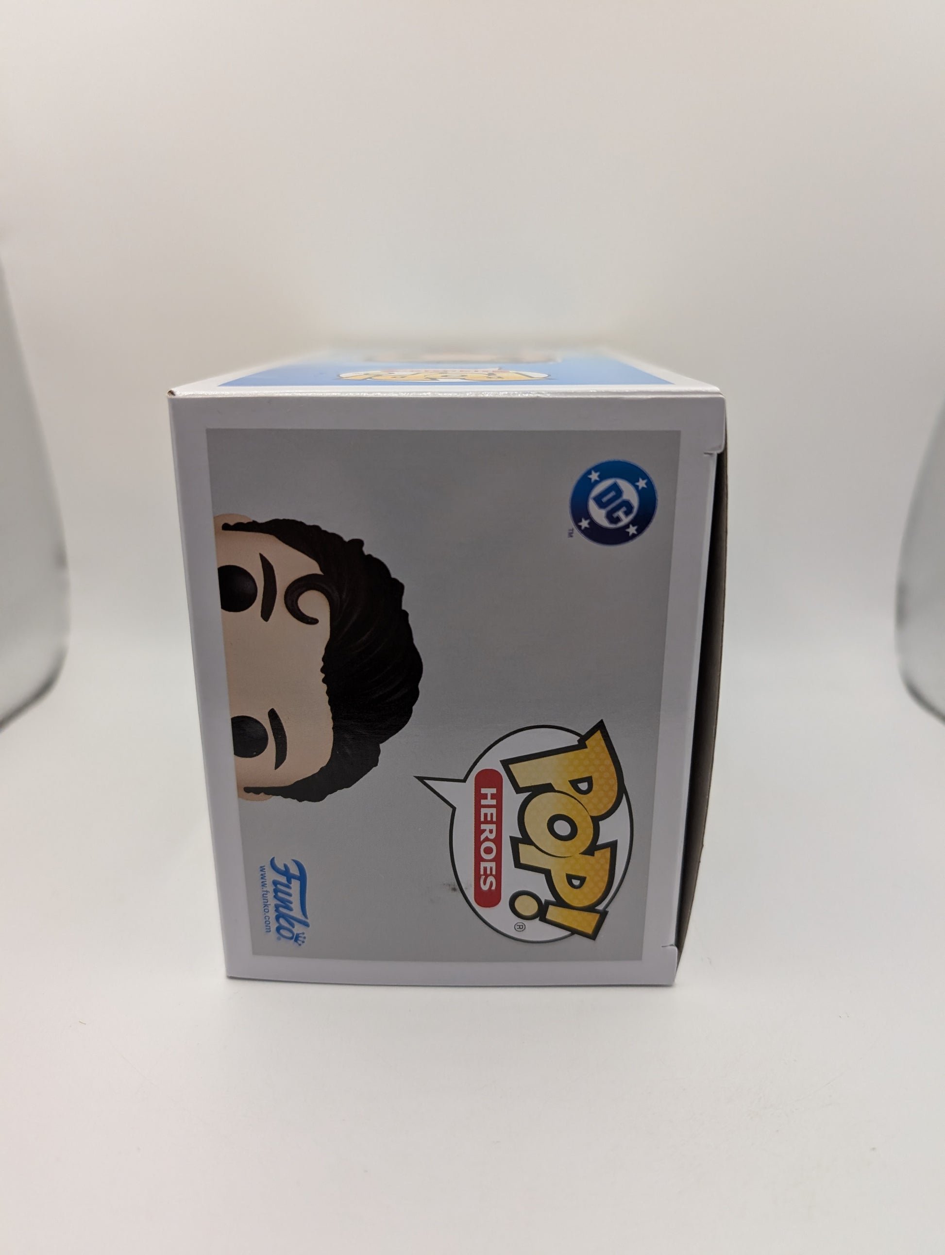 Funko POP! Heroes Superman #562 Superman