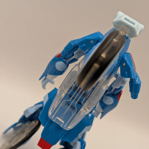 TRANSFORMERS GENERATIONS THRILLING 30TH ANNIVERSARY DELUXE CLASS CHROMIA