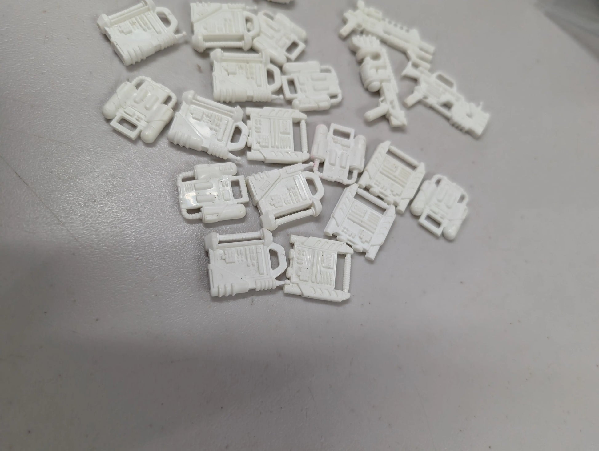 Lanard military accessories weapon lot FRENLY BRICKS - Open 7 Days