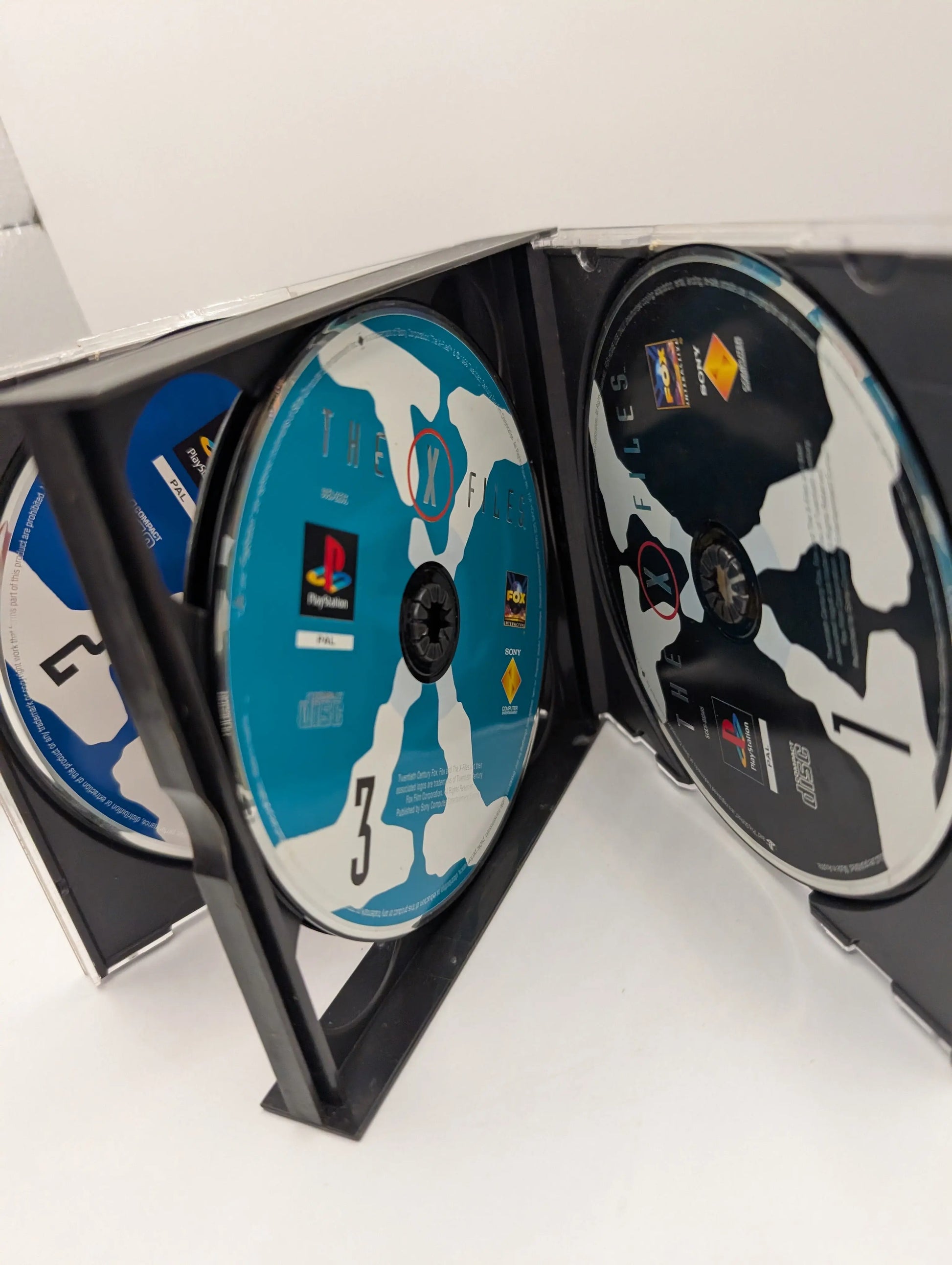 The X-Files Game Sony Playstation - 4 Disc Set - Excellent Condition FRENLY BRICKS - Open 7 Days
