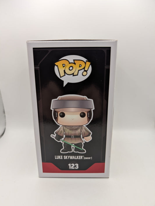 Star Wars Funko Pop - Luke Skywalker (Endor) - The Force Awakens - No. 123 FRENLY BRICKS - Open 7 Days
