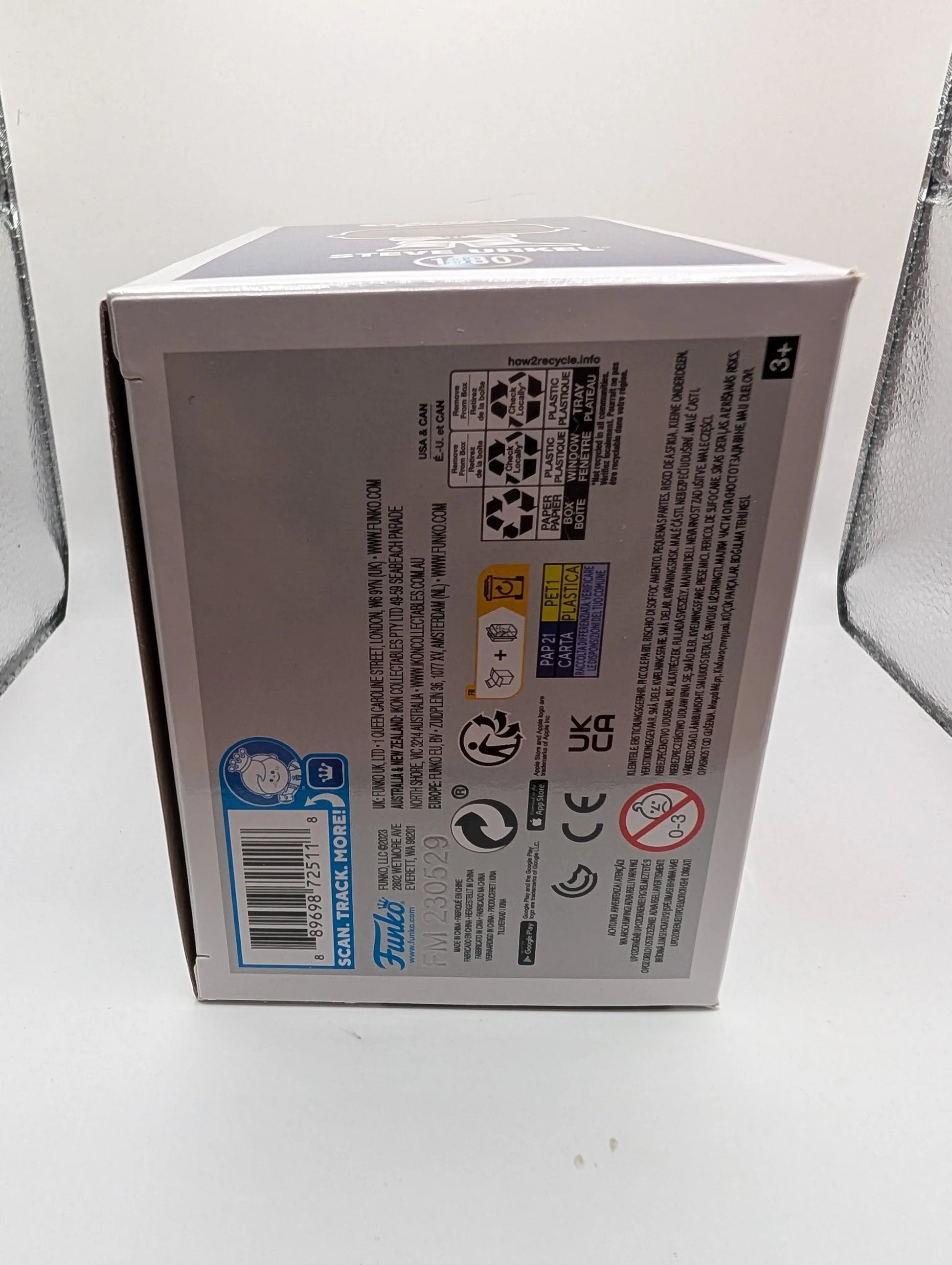 Funko Pop Family Matters Steve Urkel Chase 1380 WB 100 FRENLY BRICKS - Open 7 Days