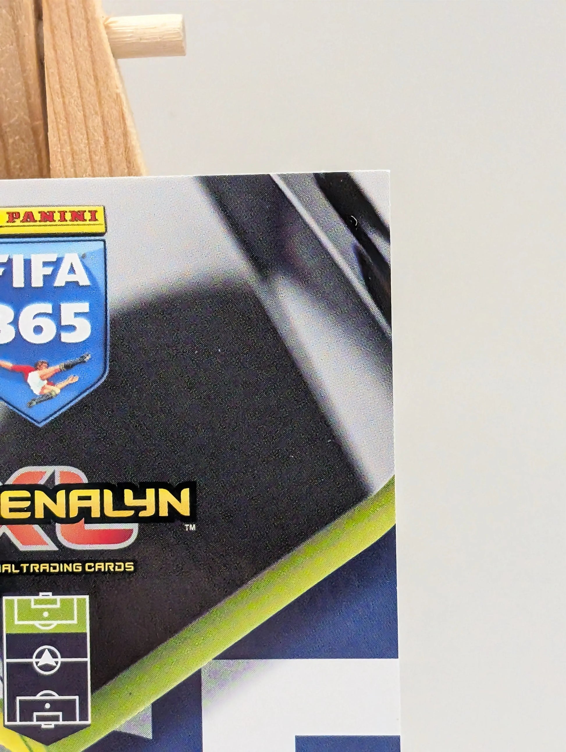 Adrenalyn XL FIFA 365 2026 FANS FAVOURITE FAN79 Vini Jr /100 FRENLY BRICKS - Open 7 Days