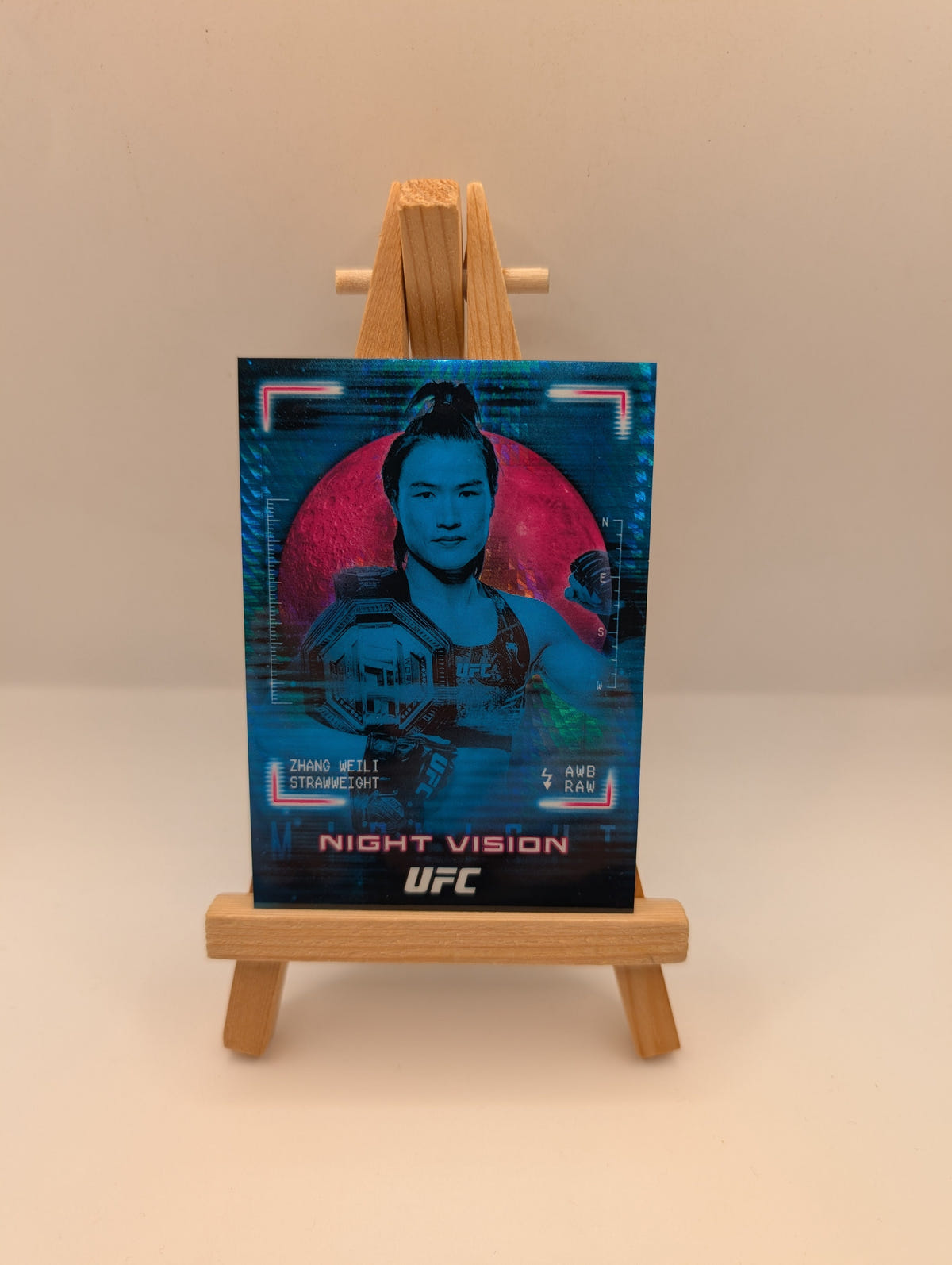 2025 Topps Midnight UFC Zhang Weili Night Vision #NV-15 FRENLY BRICKS - Open 7 Days image 1