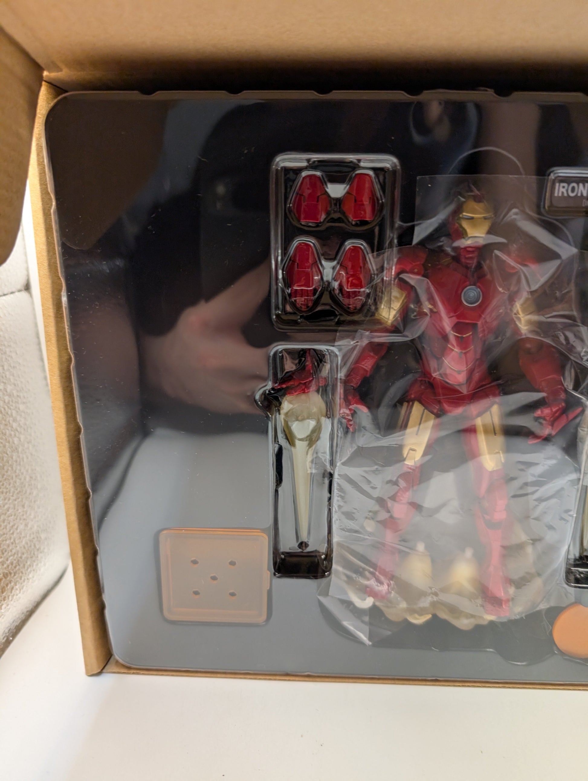 IRON MAN - Mark IV Sci-fi Revoltech Action Figure Oh Limited Edition Kaiyodo FRENLY BRICKS - Open 7 Days