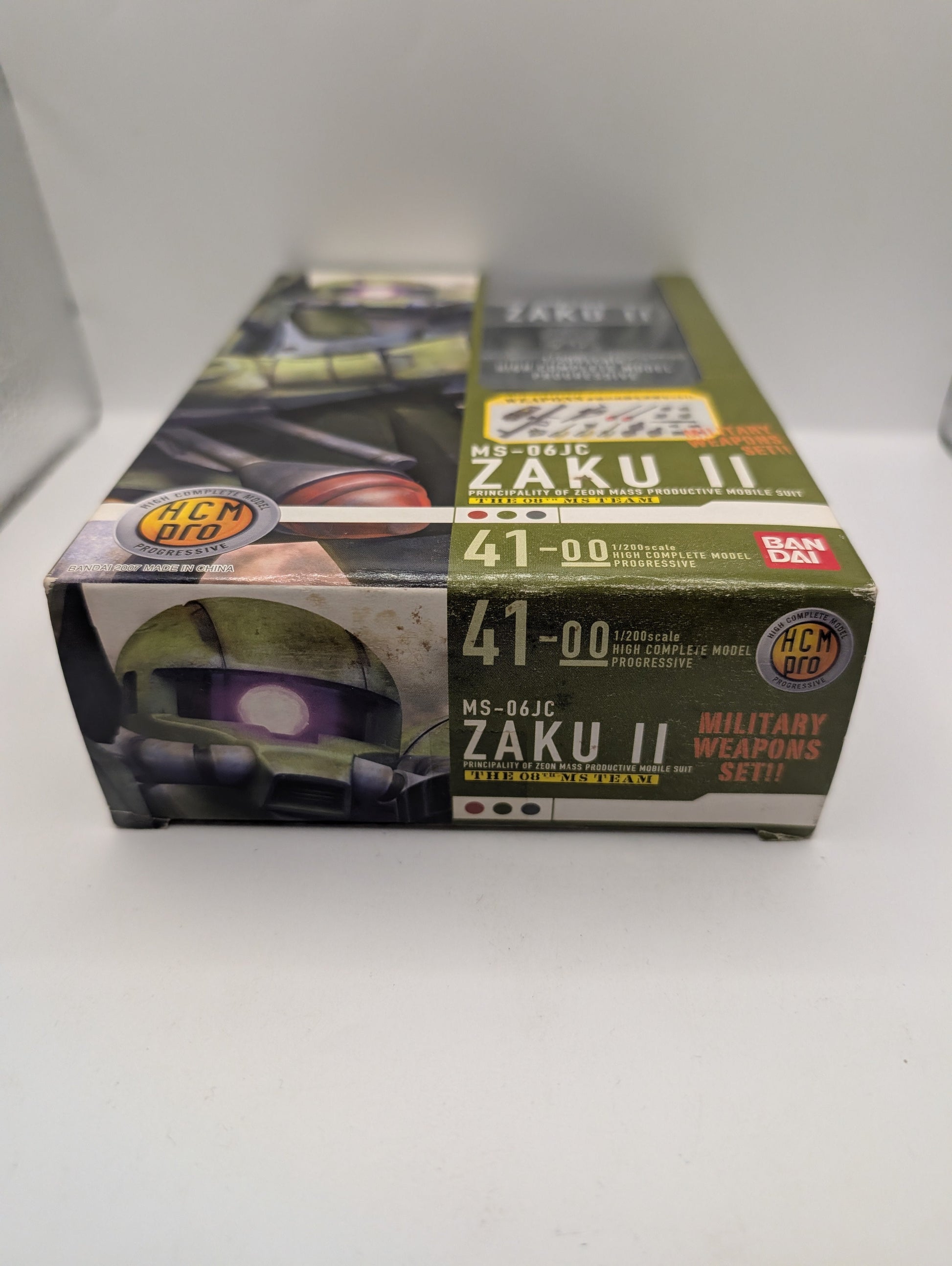 Bandai HCM Pro 41 Zaku II MS-06JC Gundam FRENLY BRICKS - Open 7 Days