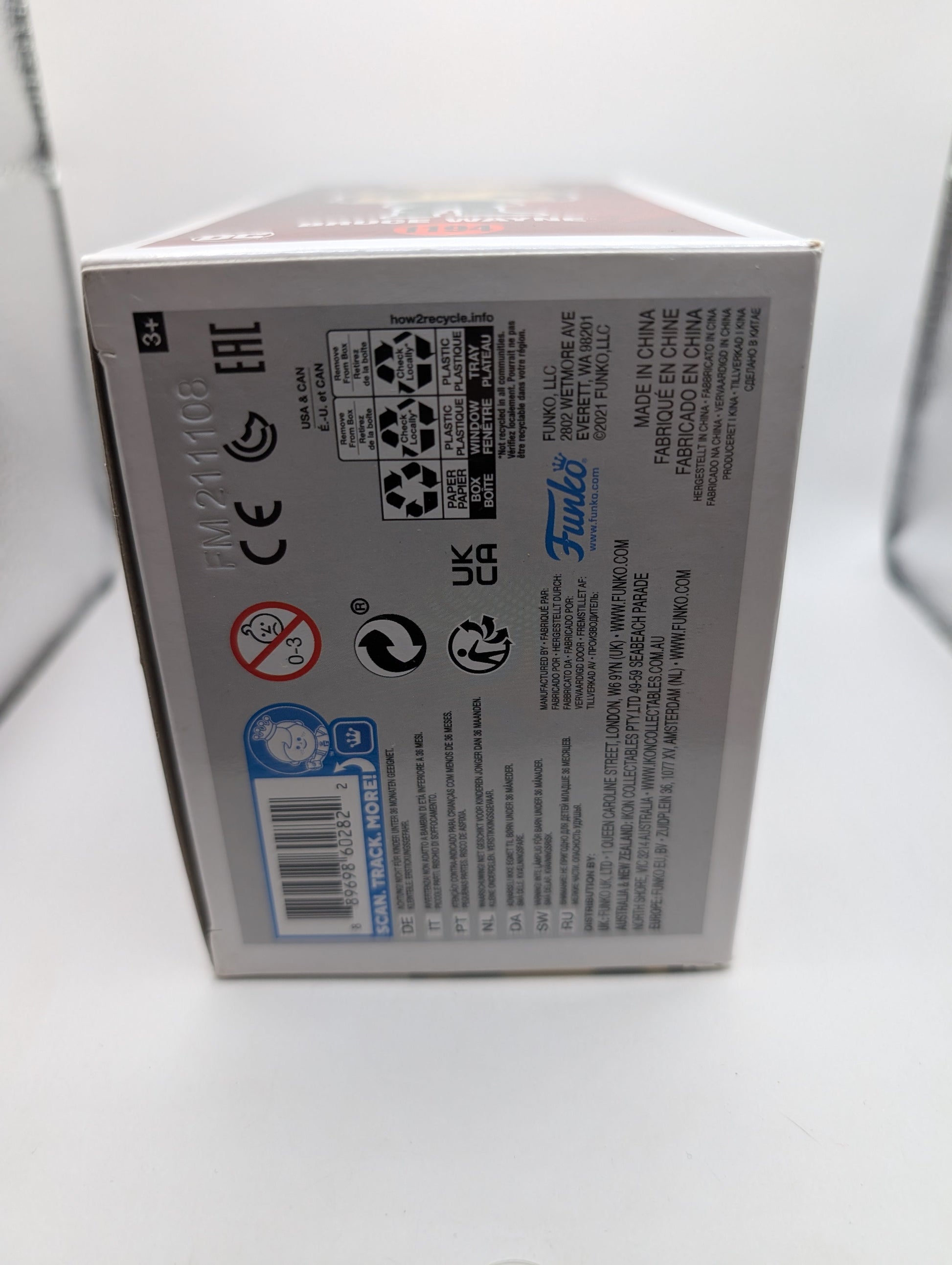 Funko Pop! The Batman: #1194 BRUCE WAYNE *VAULTED* FRENLY BRICKS - Open 7 Days