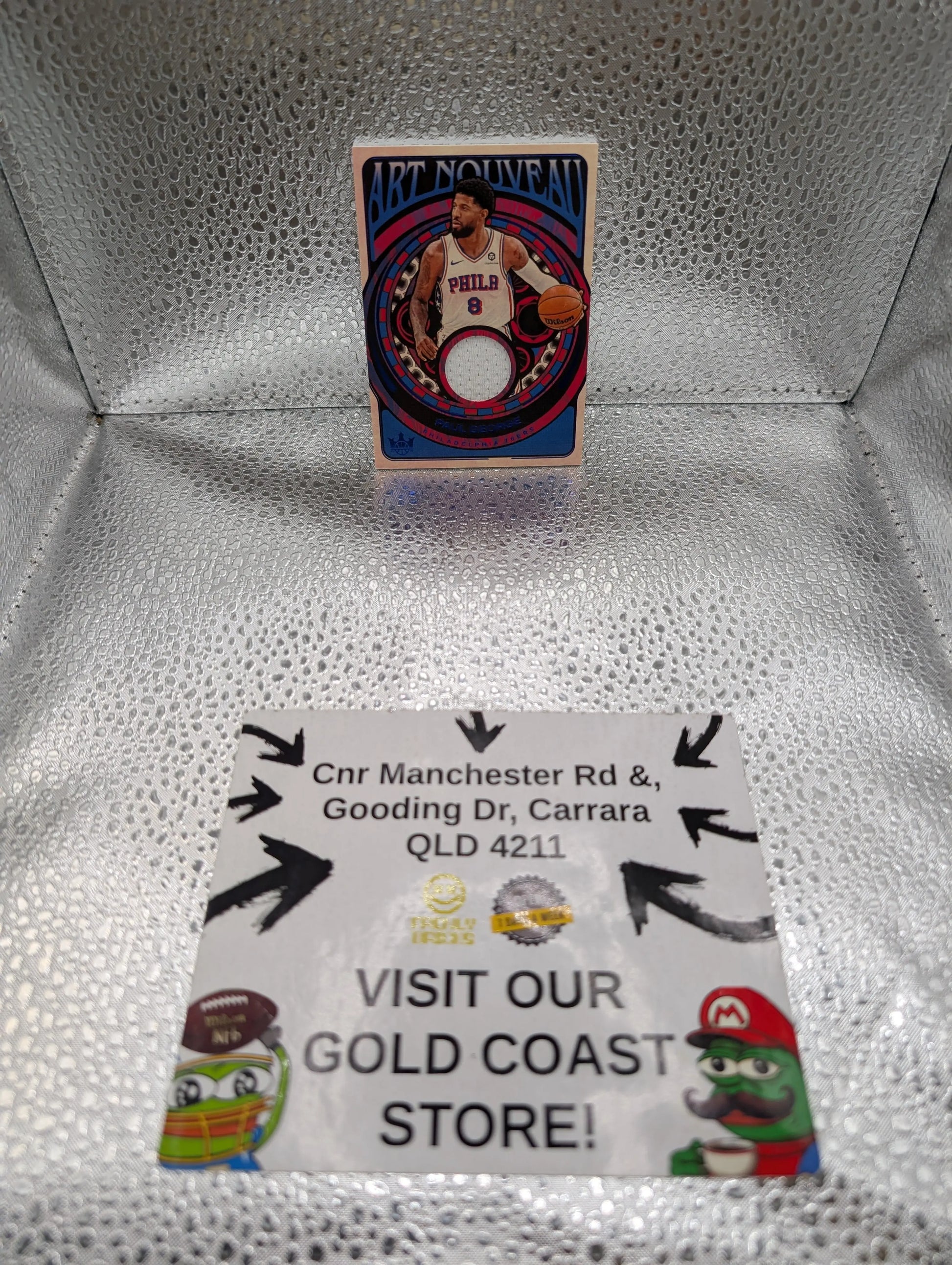 2024-25 Panini Court Kings - Art Nouveau Paul George #AN-PGL Philadelphia 76ers /25 FRENLY BRICKS - Open 7 Days