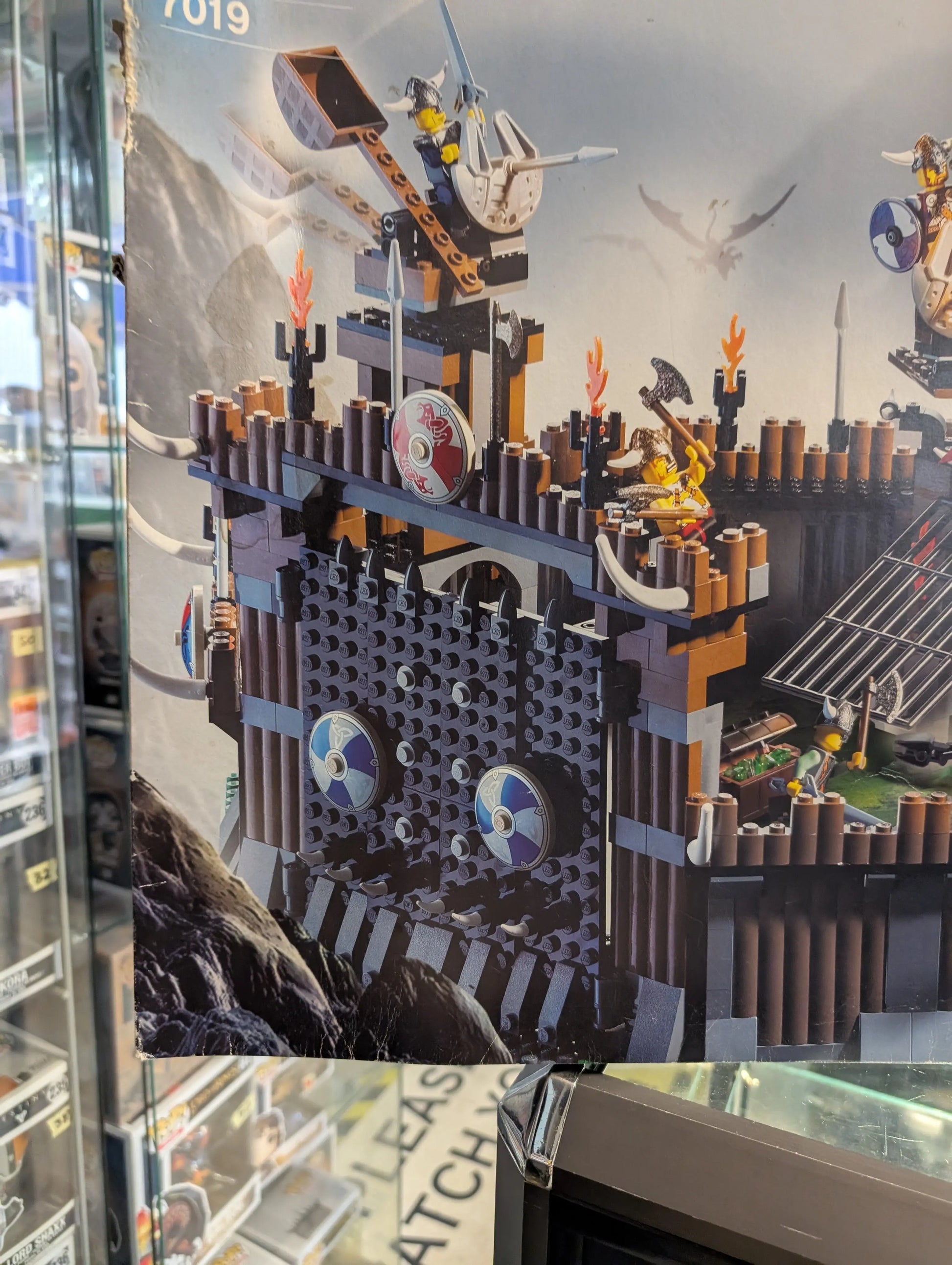 LEGO Vikings: Viking Fortress Against the Fafnir Dragon (7019) FRENLY BRICKS - Open 7 Days