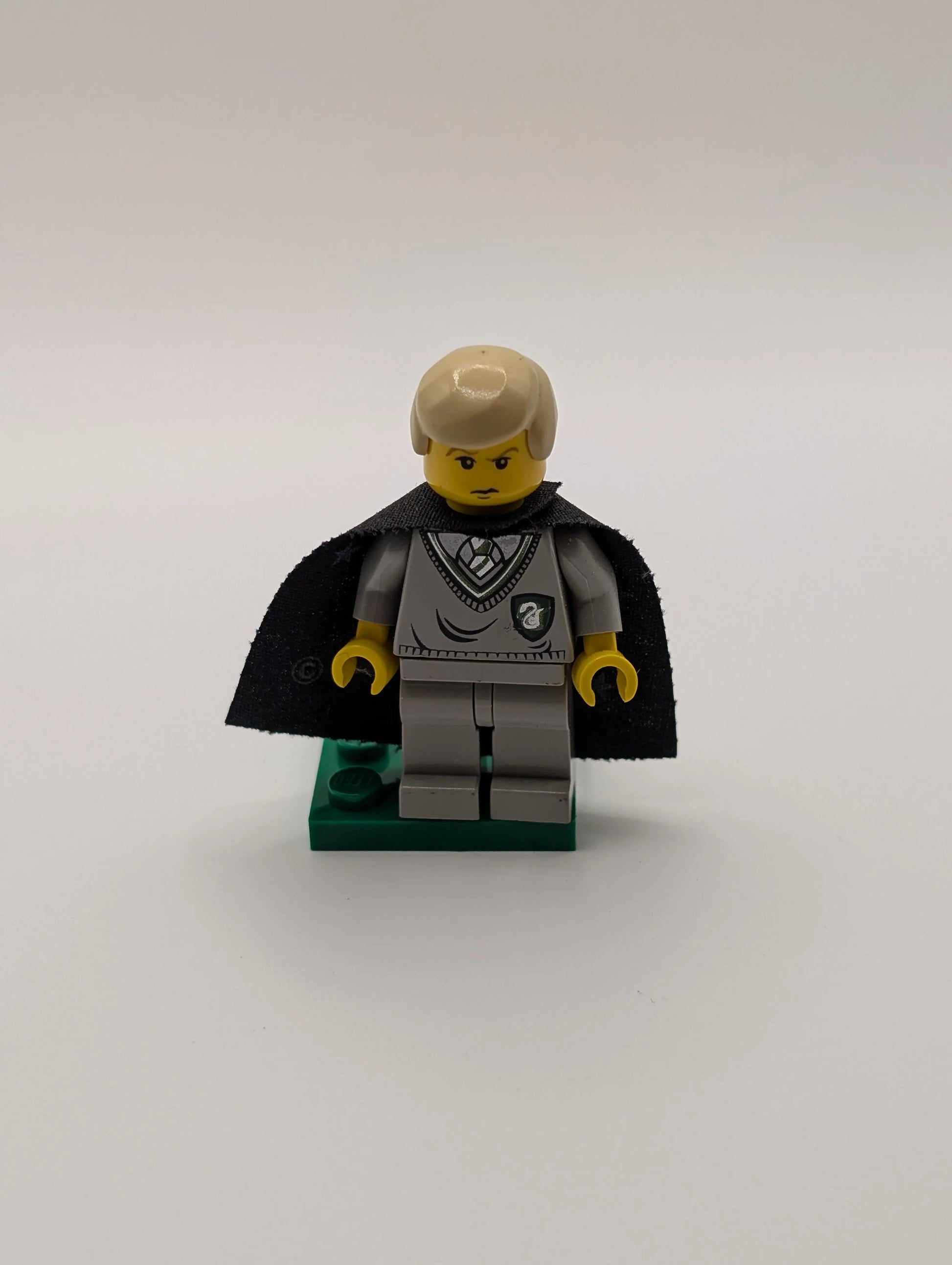 LEGO Harry Potter Minifigure Draco Malfoy Slytherin Torso Cape (Genuine) FRENLY BRICKS - Open 7 Days