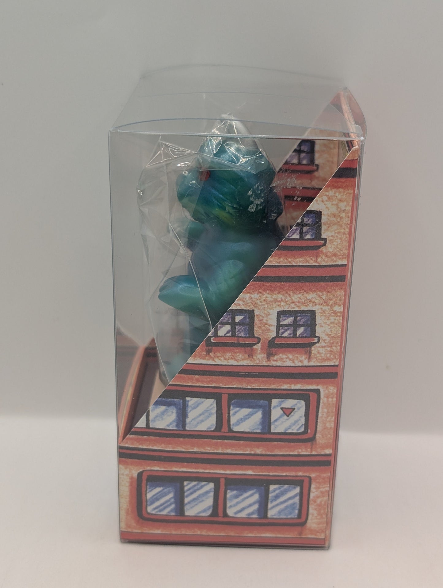US TOYS Japanese Gomez Green Tsuburaya Figure Toy FRENLY BRICKS - Open 7 Days