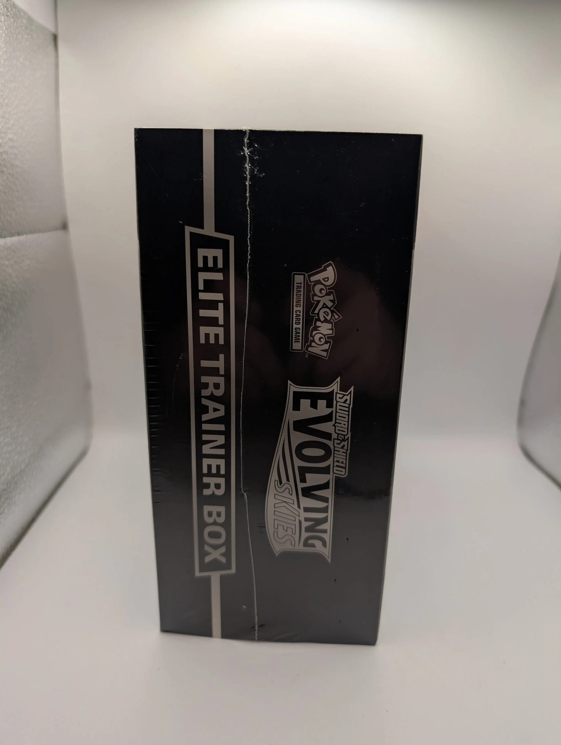 Pokémon TCG: Sword & Shield Evolving Skies Elite Trainer Box ETB Factory Sealed, photo 5 image 5