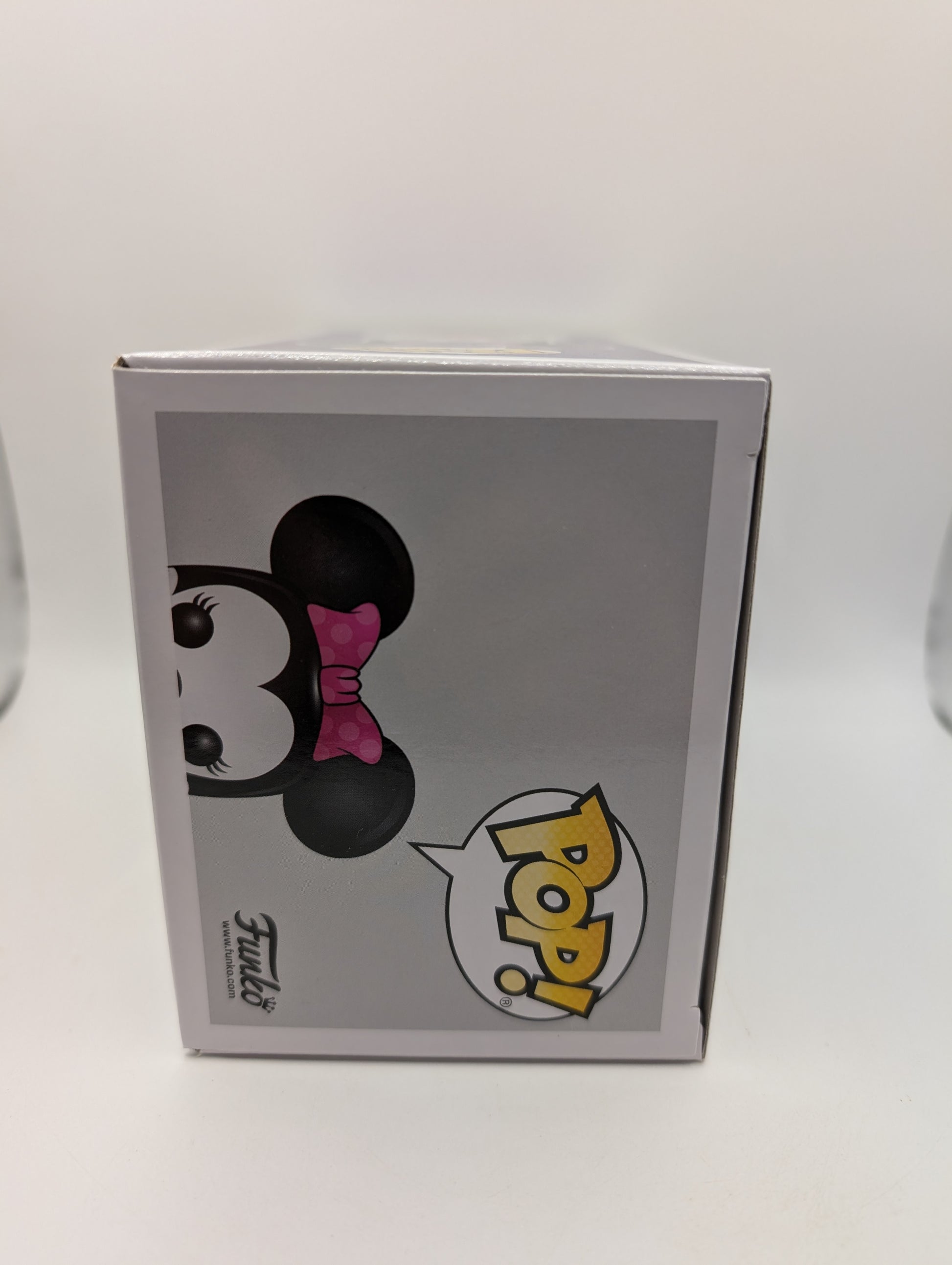 Funko Pop! Disney: Minnie Mouse #23 Diamond Collection - Exclusive Glitter Glam